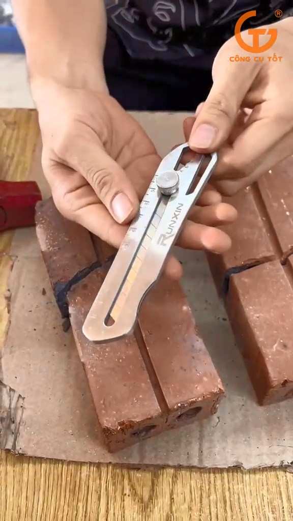 Thực hiện các biện pháp bảo quản để kéo dài tuổi thọ của dao rọc giấy