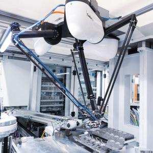 Robot nhện trong sản xuất