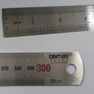 Thước lá inox 300mm Century mỗi mặt một hệ đo