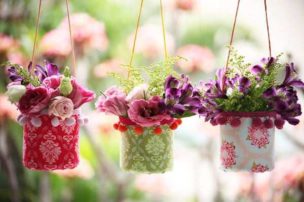 Cách làm giỏ hoa treo tường bằng vỏ chai tuyệt đẹp
