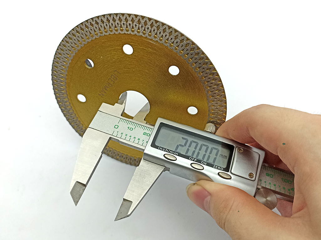 Các thông số được đo đạc thực tế của đĩa cắt LBM