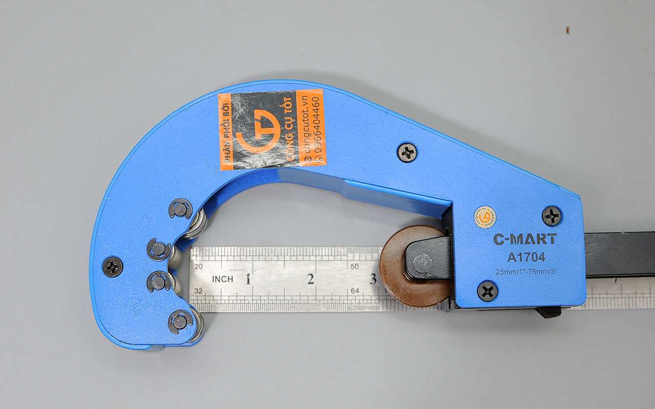 Đây là dao cắt ống C-martA1704 có độ mở tối đa 75mm