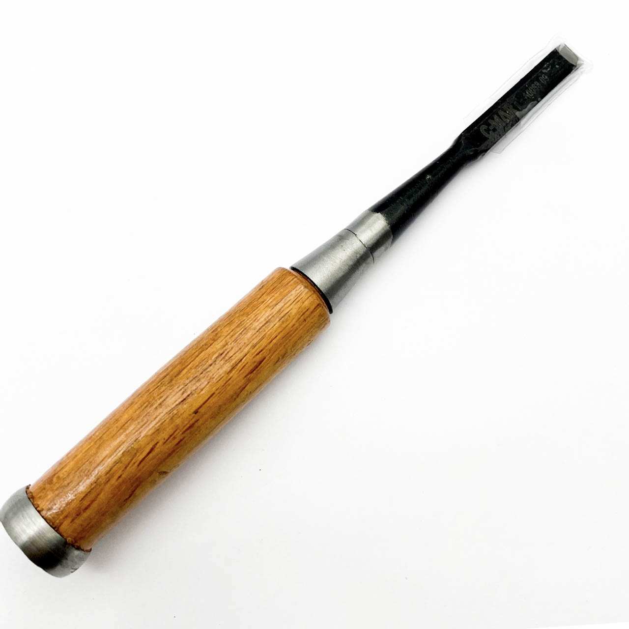 Đục cán gỗ A0088-09 là công cụ hỗ trợ với những người thợ mộc