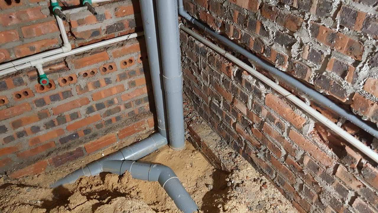 Khuôn nong ống nước là một giải pháp thay thế vô cùng hiệu quả khi bạn không thể sử dụng những loại măng sông nối ống loại ren vặn ở những vị trí không gian nhỏ hẹp