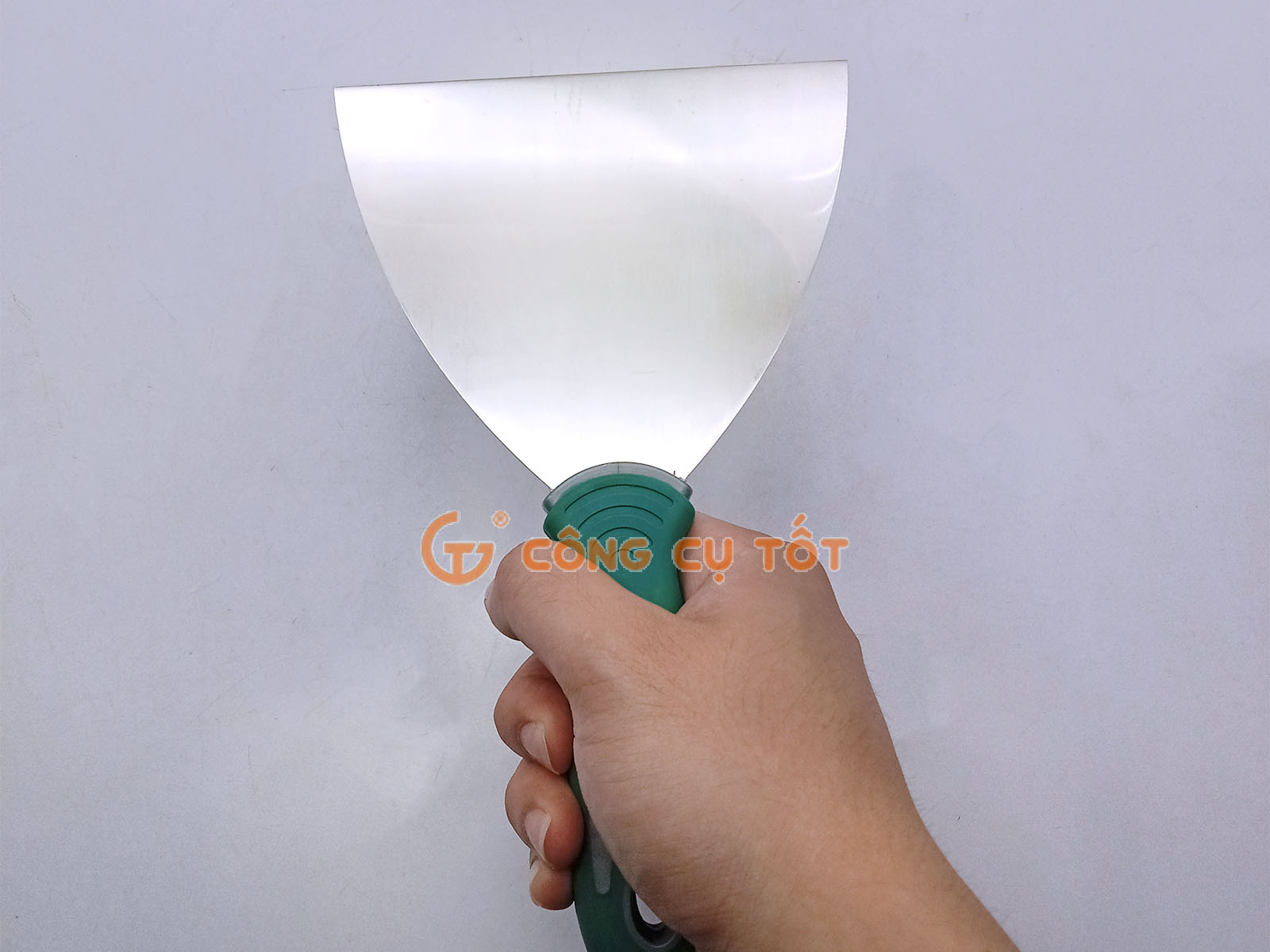 Sủi tường bằng thép không gỉ lưỡi rộng 5inch-13cm cán nhựa mềm dài 21cm Berrylion 051305005