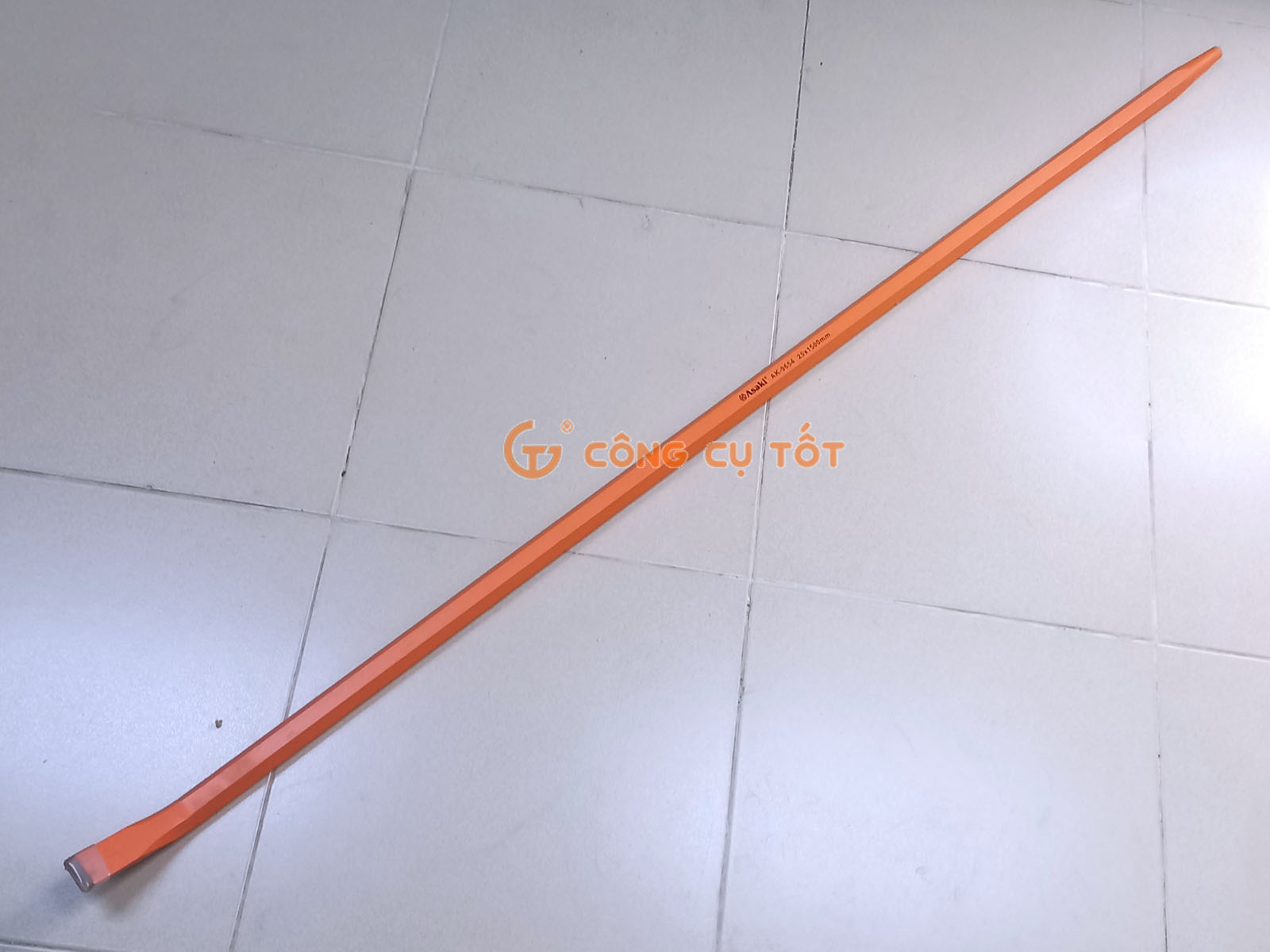 Xà beng thân lục giác Crôm-Vanadium Ø25 x 1500mm Asaki AK-9654