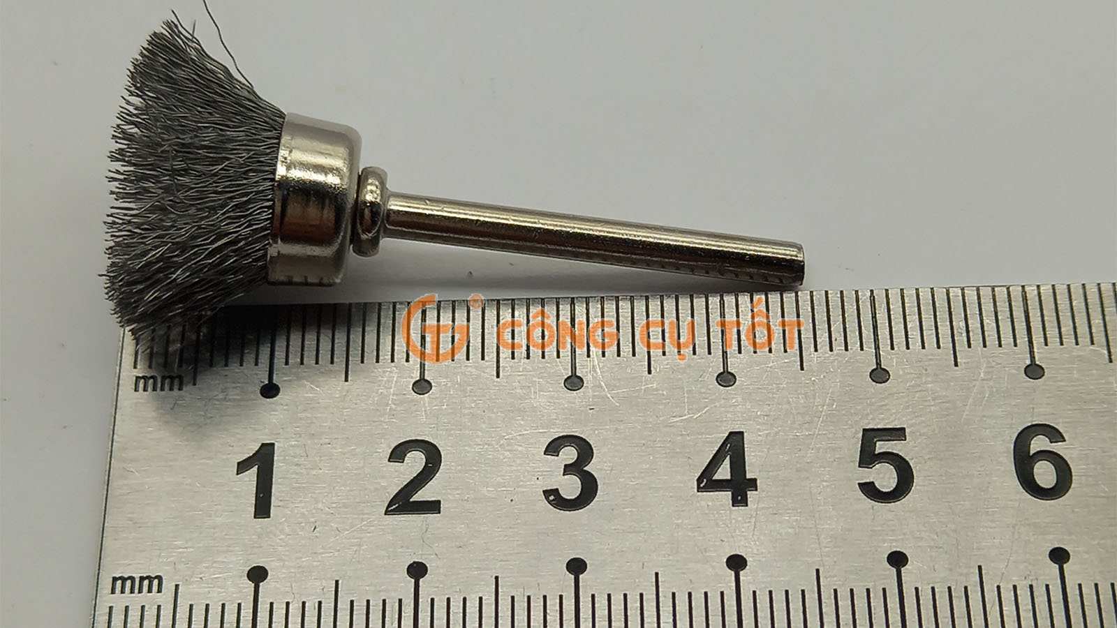 Kích thước Chổi sắt đánh gỉ và làm sạch dạng bát Φ15mm trục cốt 3mm