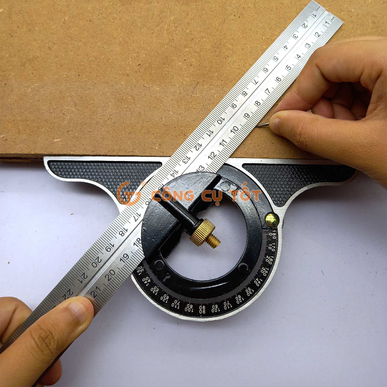 Được dùng để đo, vẽ đánh dấu góc lên tới 180 độ