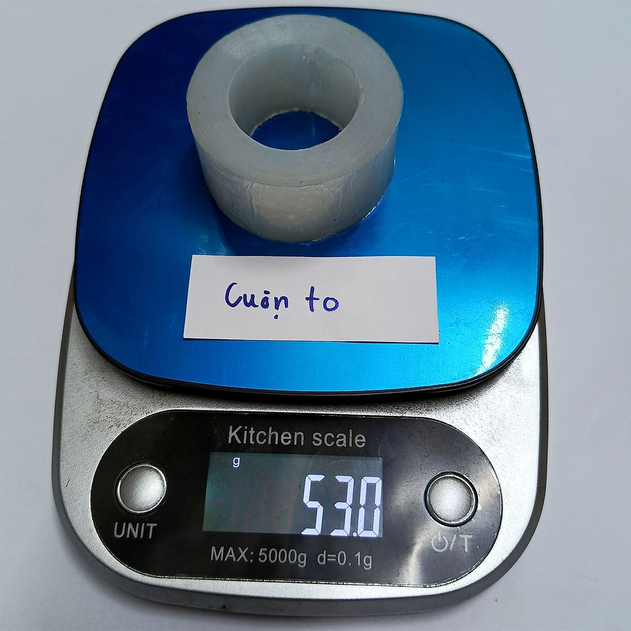 Khối lượng phần lõi nhựa cuộn to