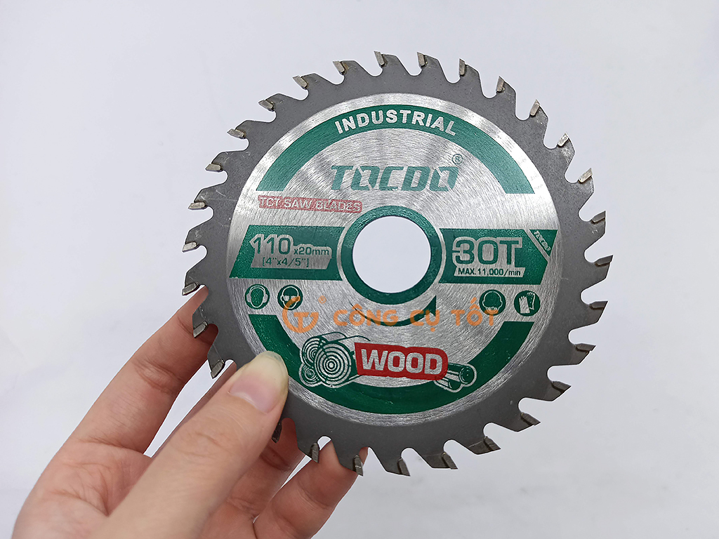 Lưỡi cưa cắt xẻ gỗ TOCDO Φ110 x 30 răng x mạch cắt 2.0mm x 11000 rpm