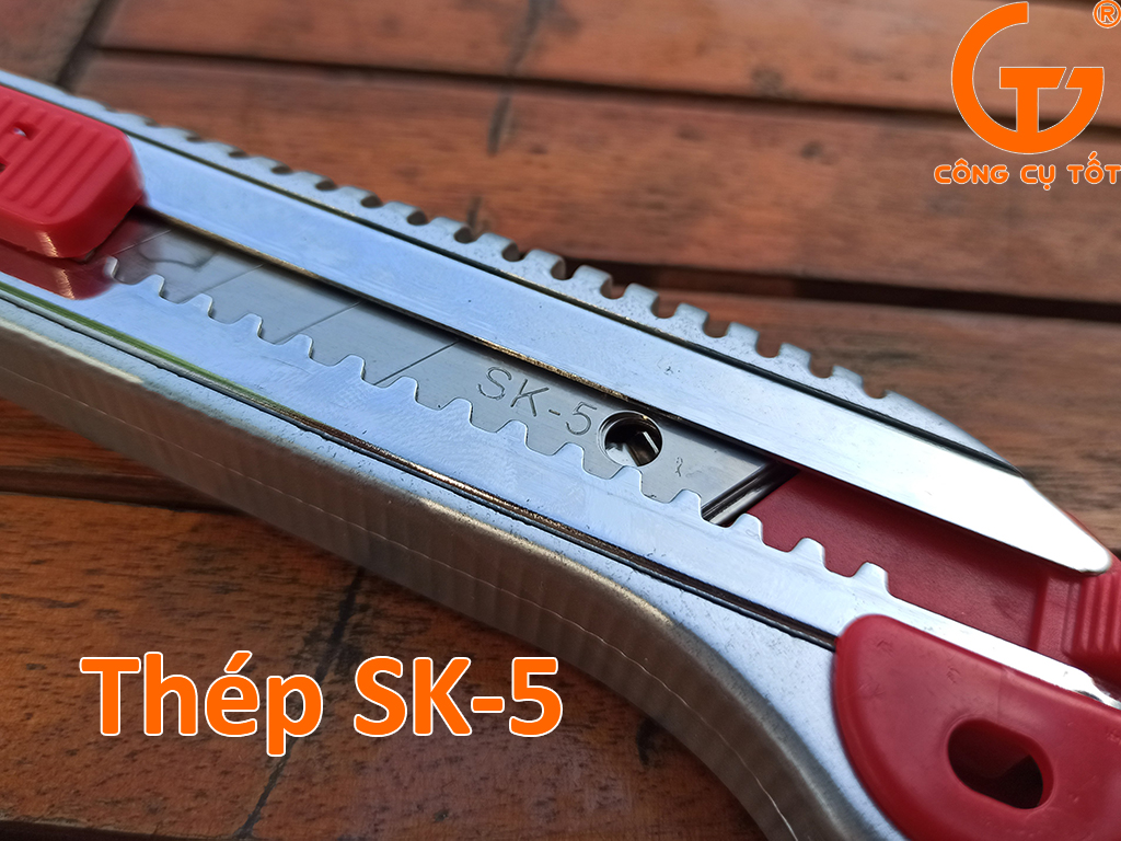 Lưỡi thép SK5 dao rọc tiện ích kèm 5 lưỡi bản rộng 18mm TOCDO