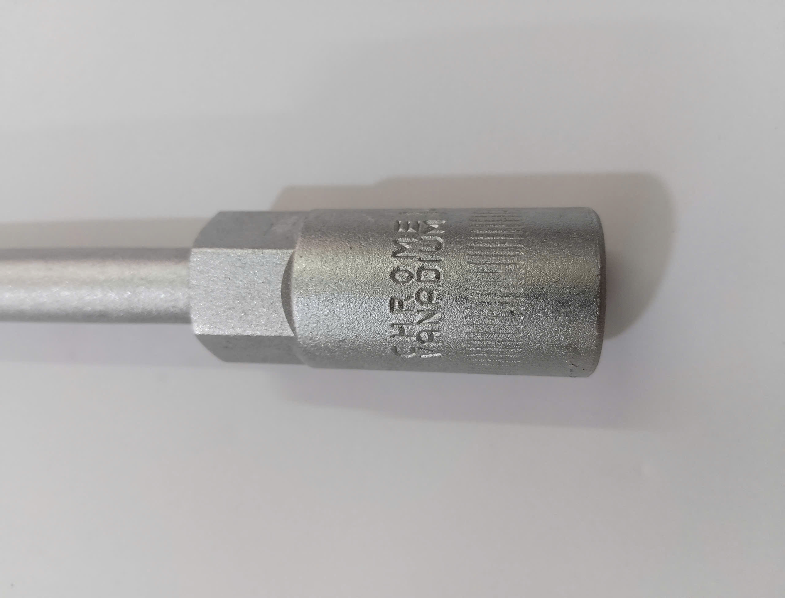 Hình ảnh 5 của mặt hàng Thanh vặn tay cầm T 14mm Total