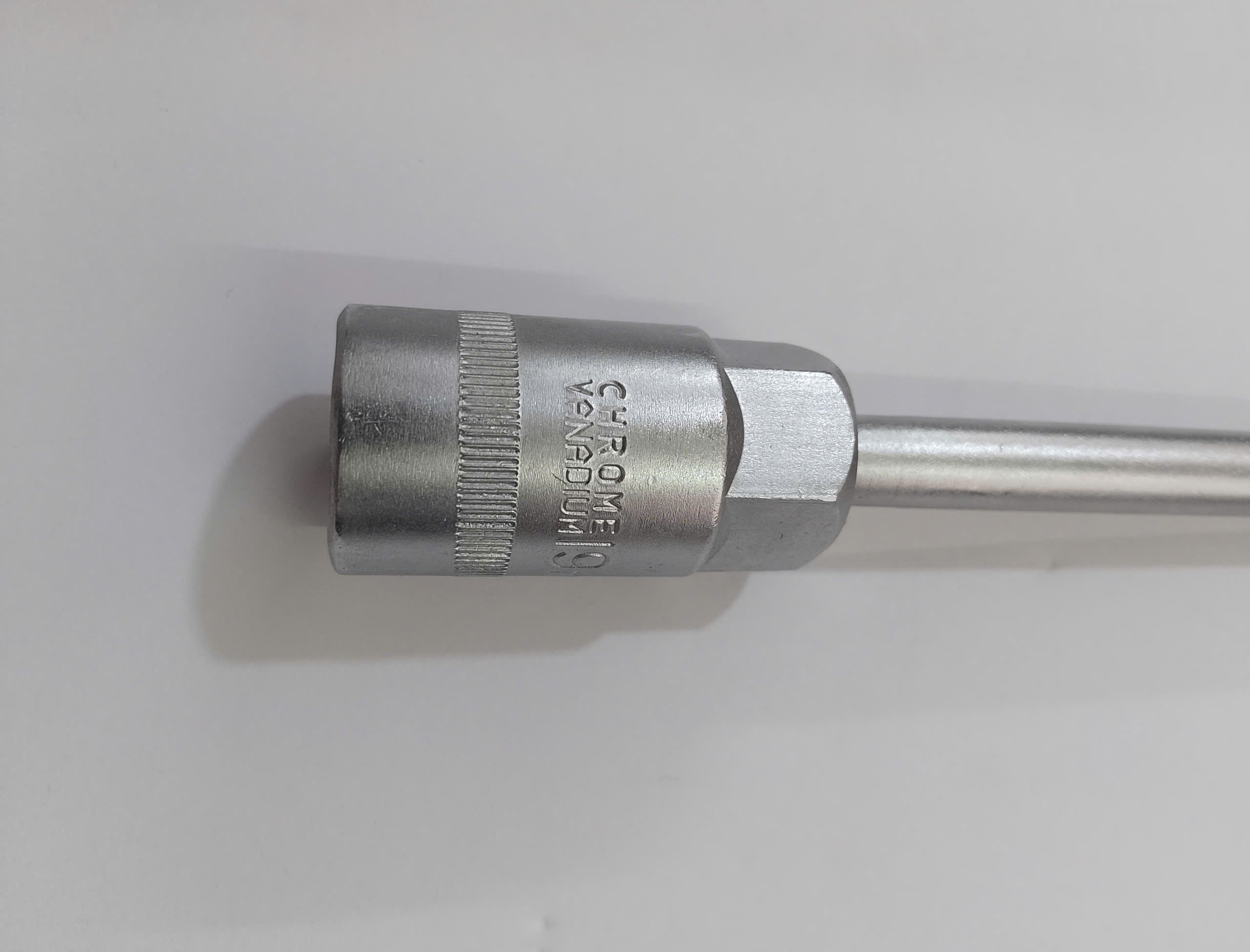 Hình ảnh 4 của mặt hàng Thanh vặn tay cầm T 19mm Total
