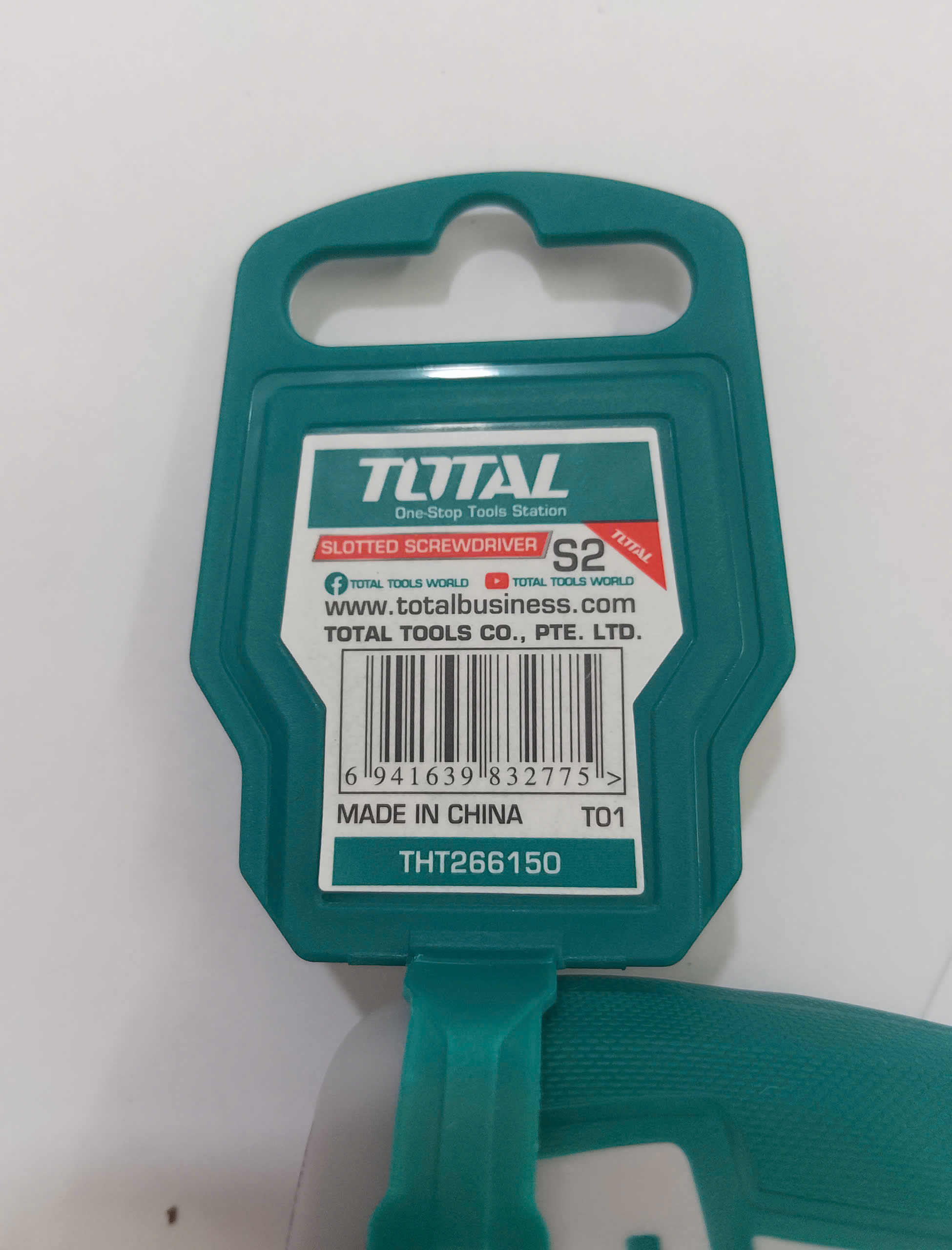 Hình ảnh 8 của mặt hàng Tua vít dẹp SL6.5x150mm Total