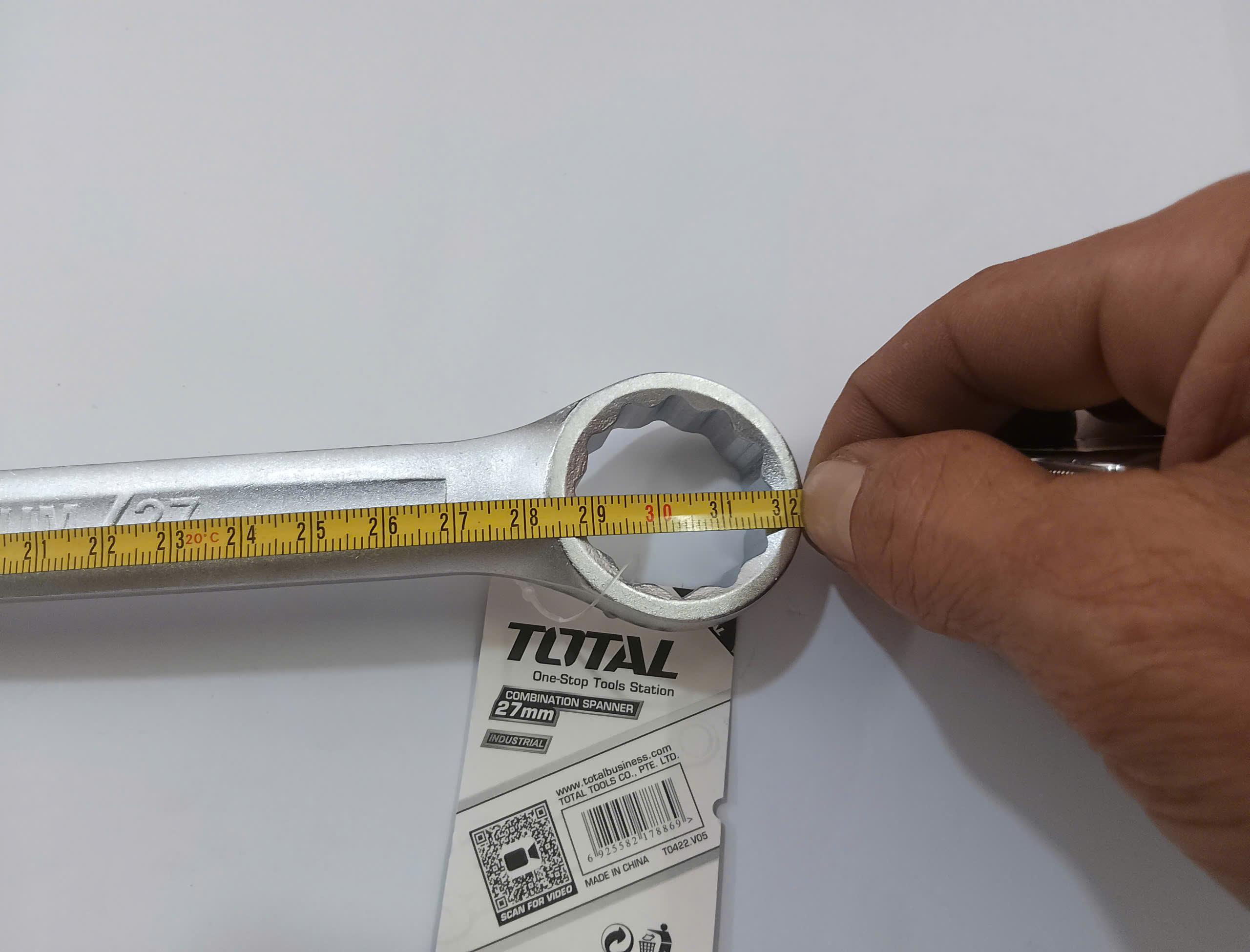 Hình ảnh 3 của mặt hàng Cờ lê vòng miệng 27mm Total