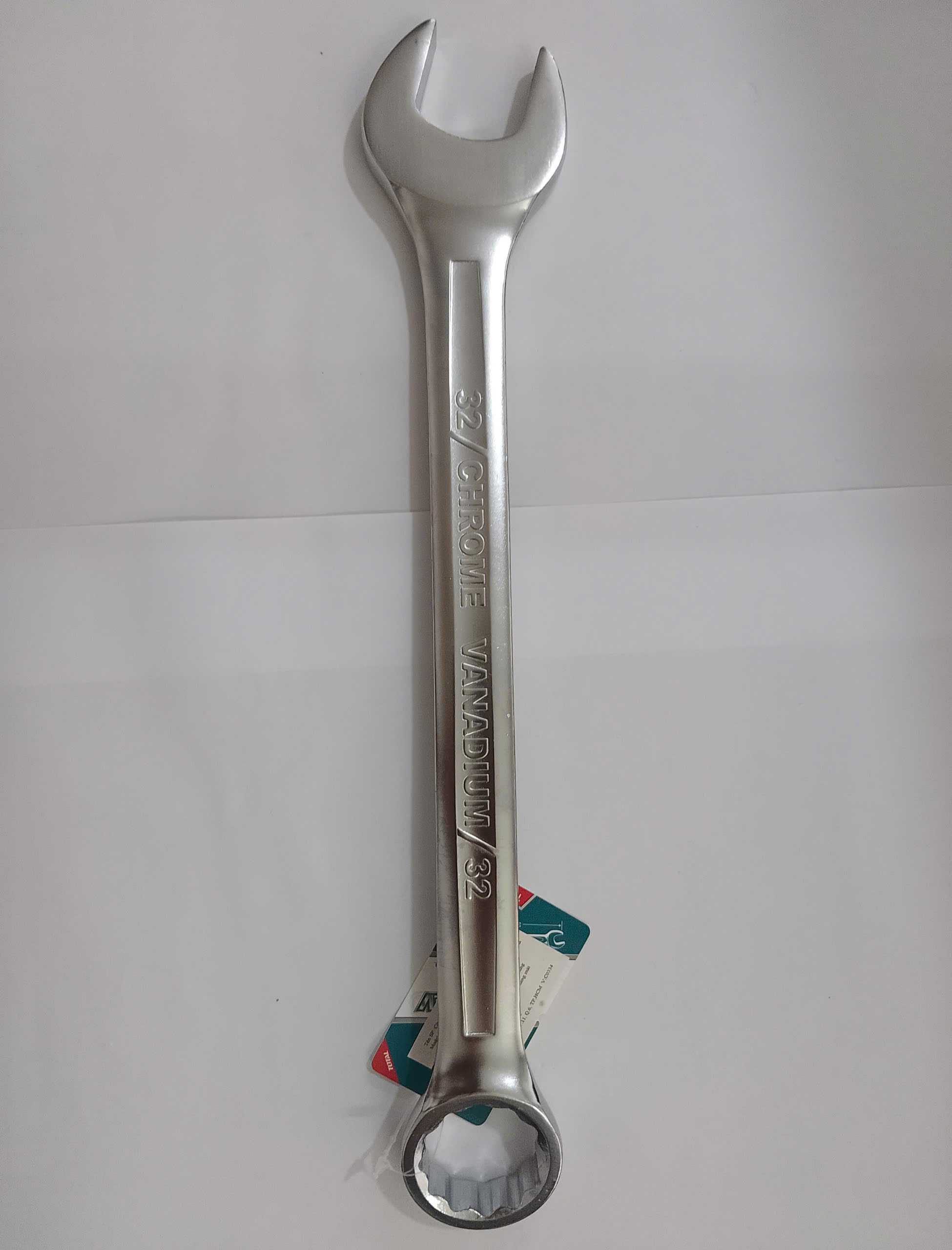 Hình ảnh 5 của mặt hàng Cờ lê vòng miệng 32mm Total