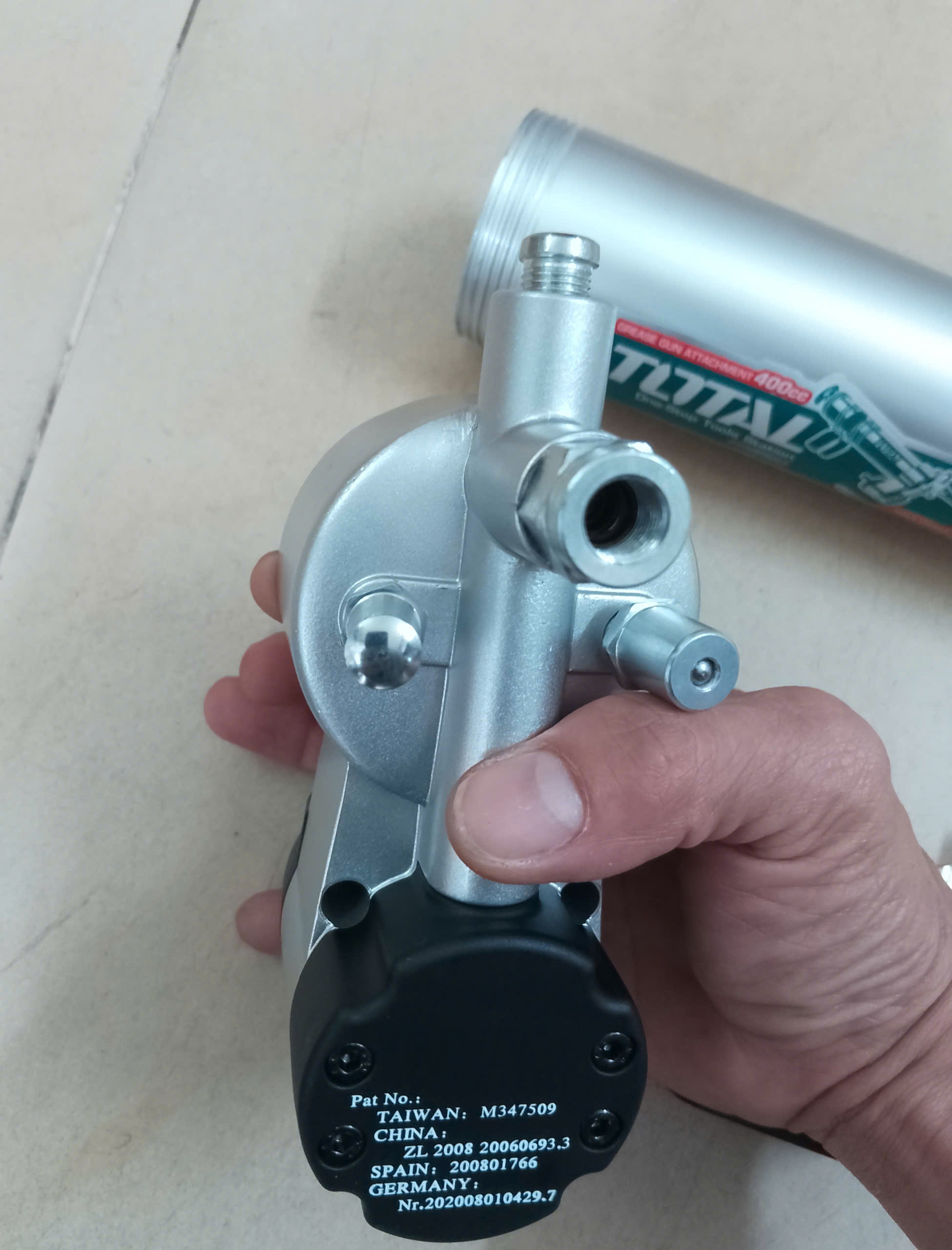 Hình ảnh 10 của mặt hàng Súng bơm mỡ có giá đỡ