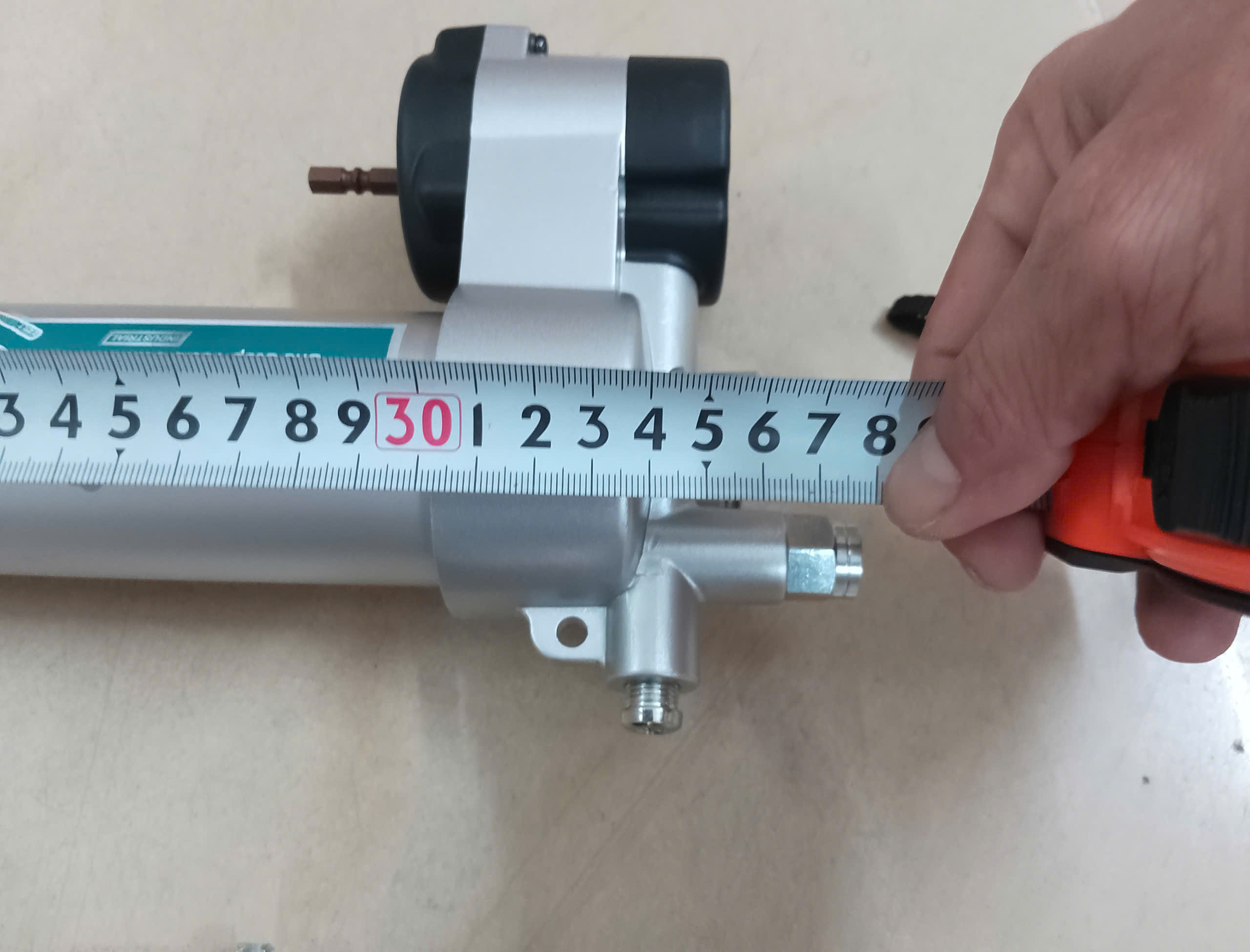 Hình ảnh 13 của mặt hàng Súng bơm mỡ có giá đỡ