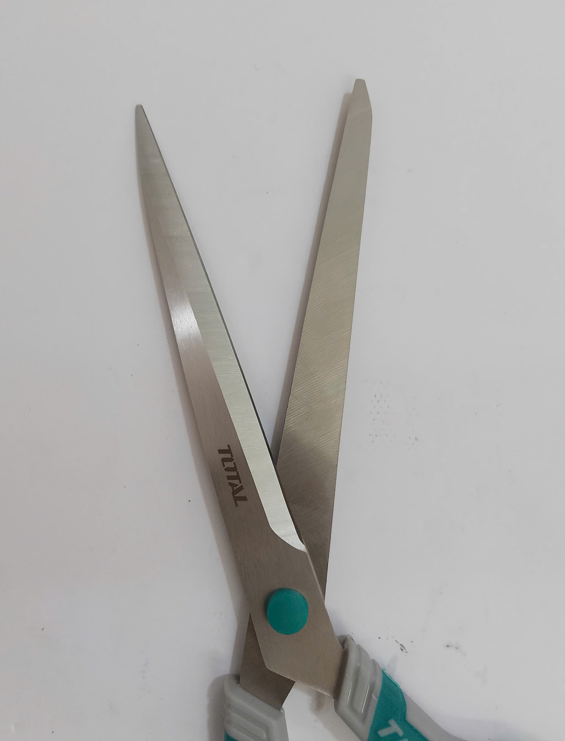 Hình ảnh 6 của mặt hàng Kéo cắt 275mm Total