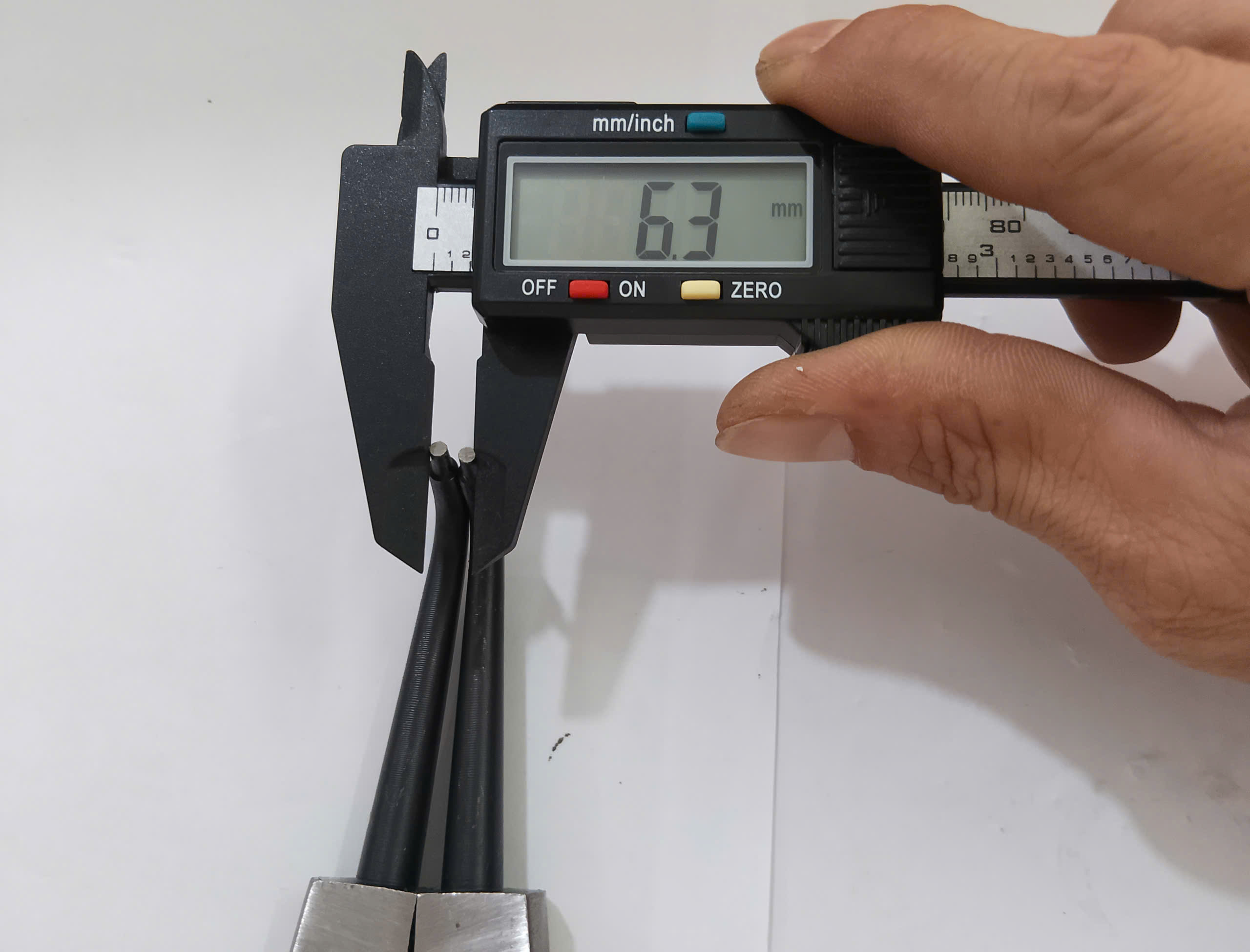 Hình ảnh 10 của mặt hàng Kìm phe cong ngoài C-Mart B0024-13 13"