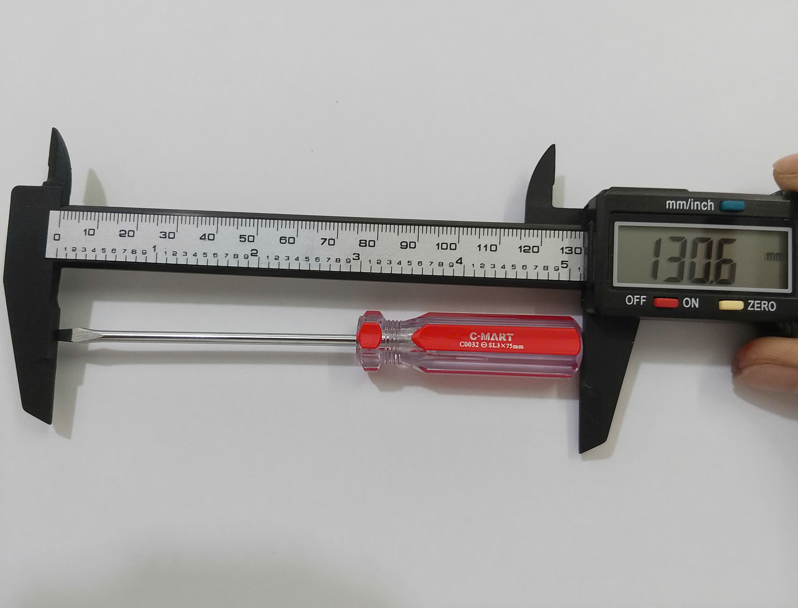 Hình ảnh 5 của mặt hàng Tu vít dẹp cán màu 3.2*75-