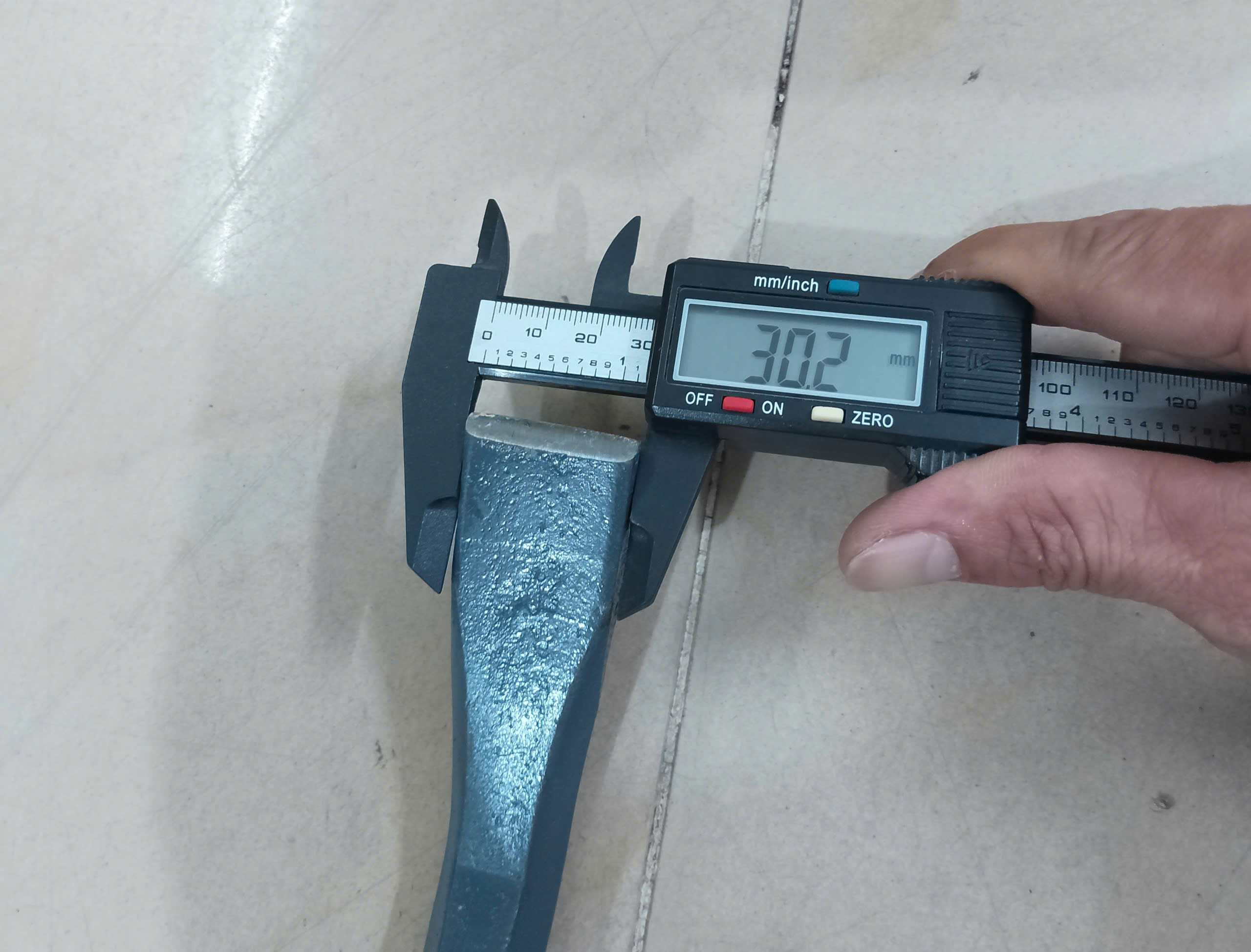 Hình ảnh 8 của mặt hàng Xà beng 36"