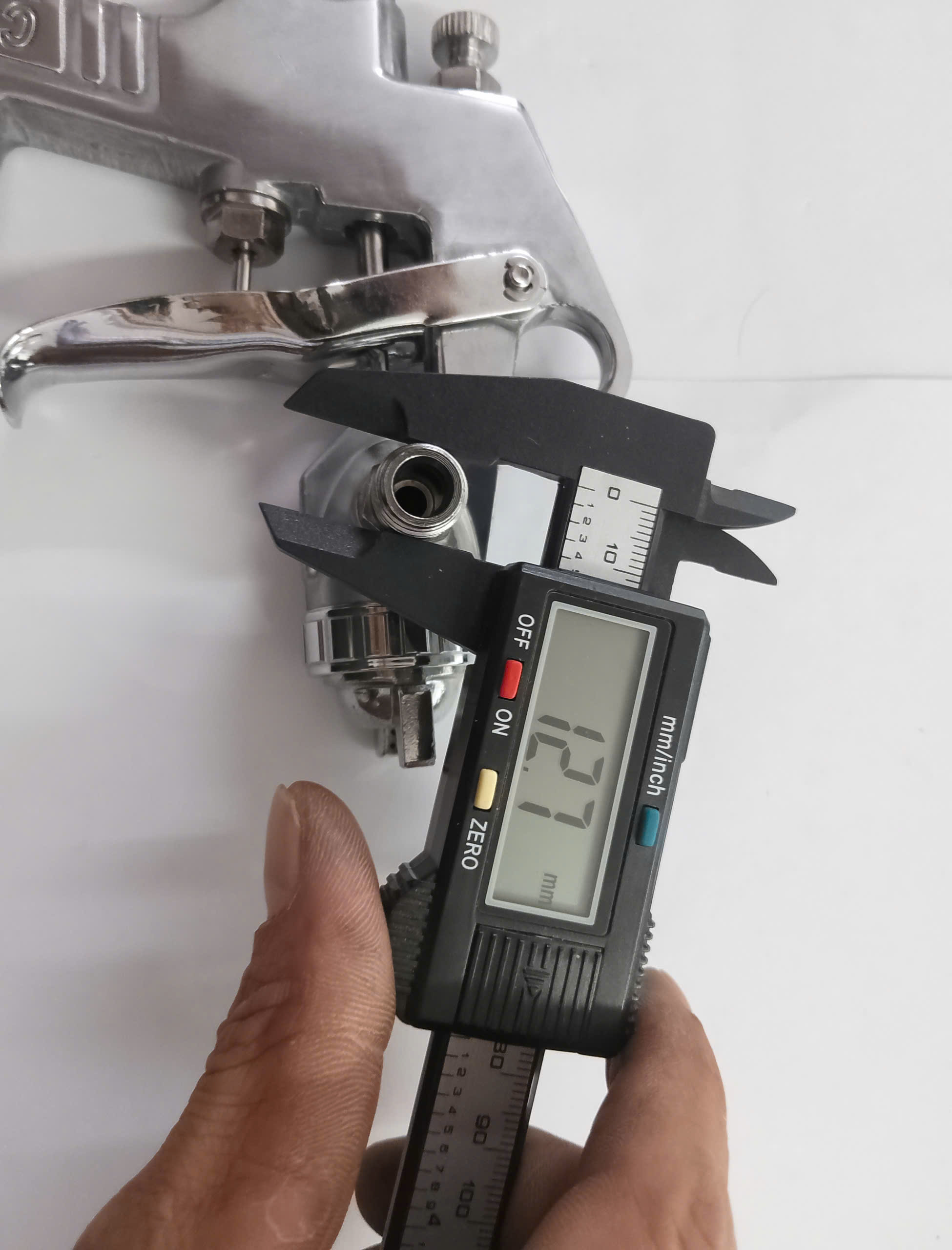 Hình ảnh 5 của mặt hàng Súng phun sơn 400cc