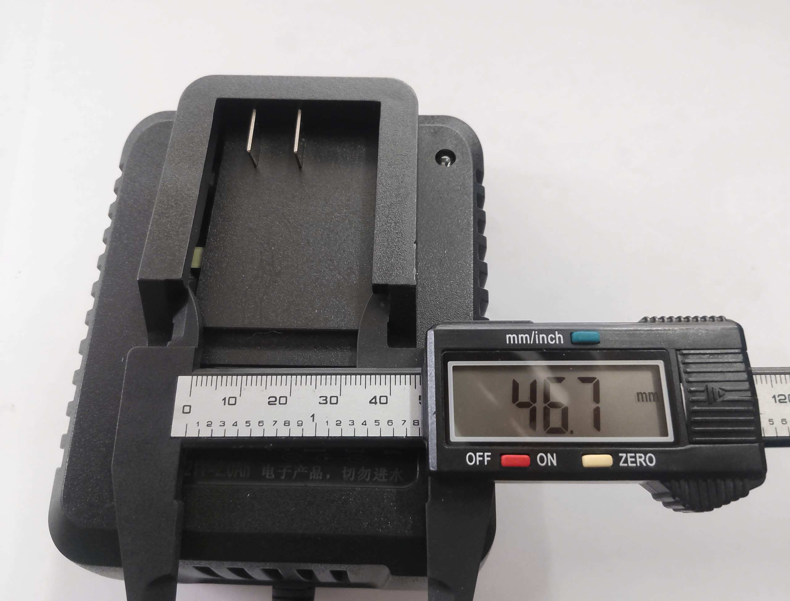 Hình ảnh 4 của mặt hàng SẠC pin Cmart W0014P