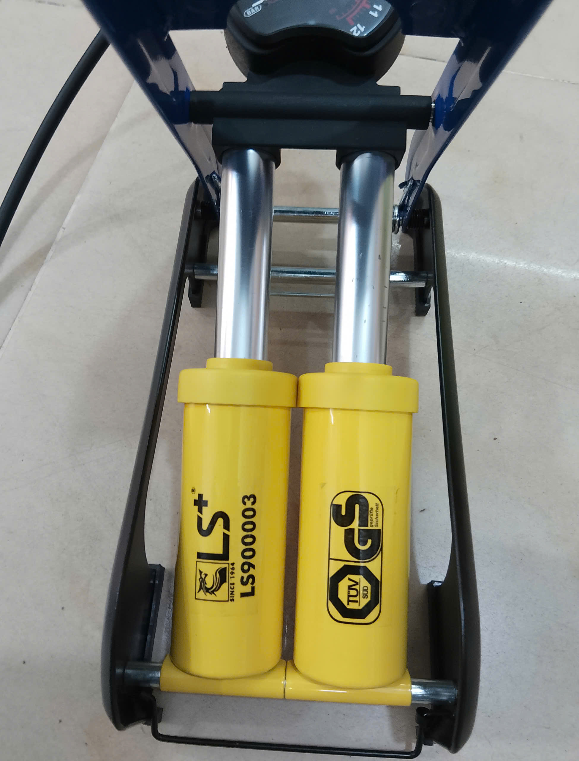 Hình ảnh 12 của mặt hàng Bơm Đạp 2 Ống