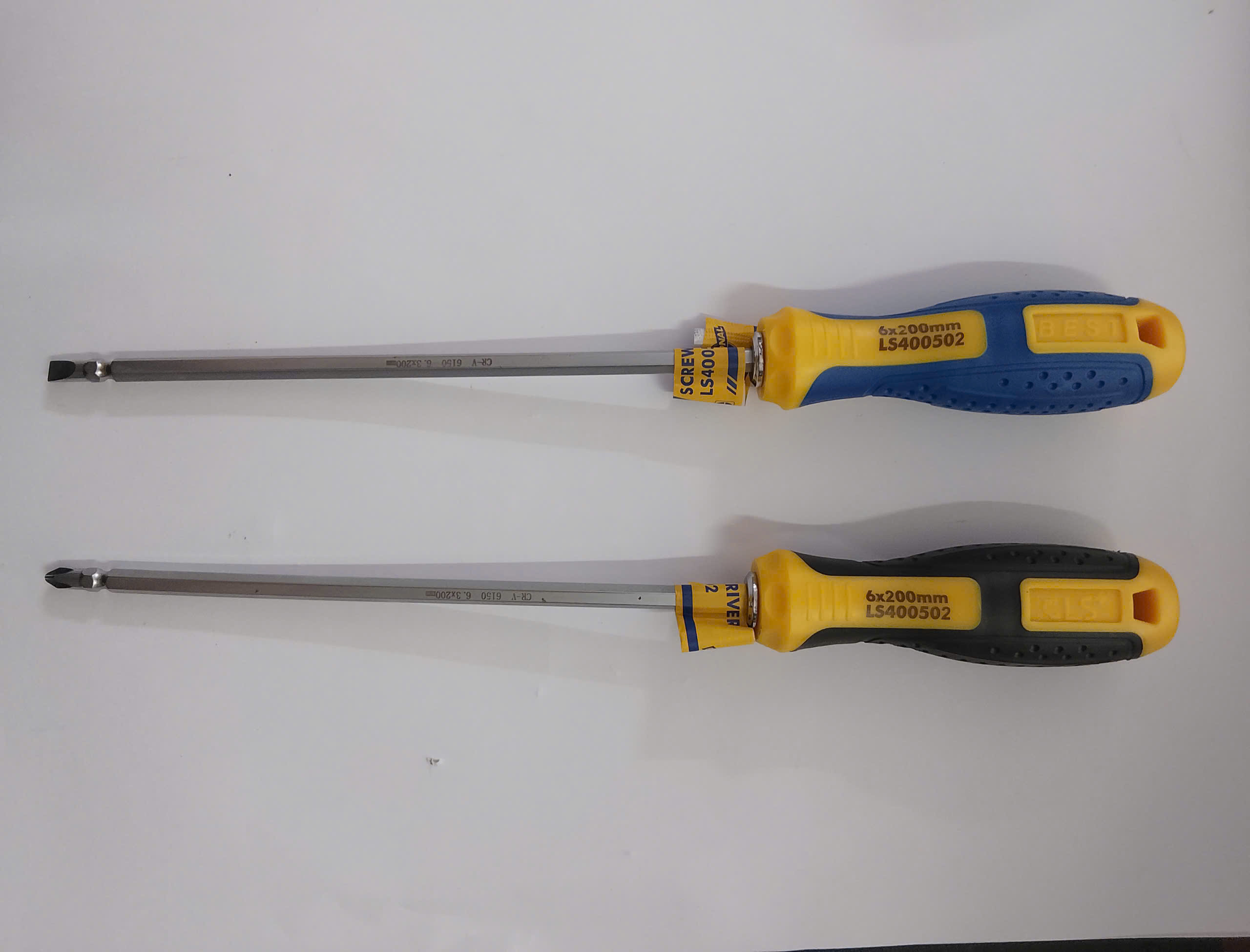 Hình ảnh 12 của mặt hàng Tô vít 2 đầu S2 6x200mm LS