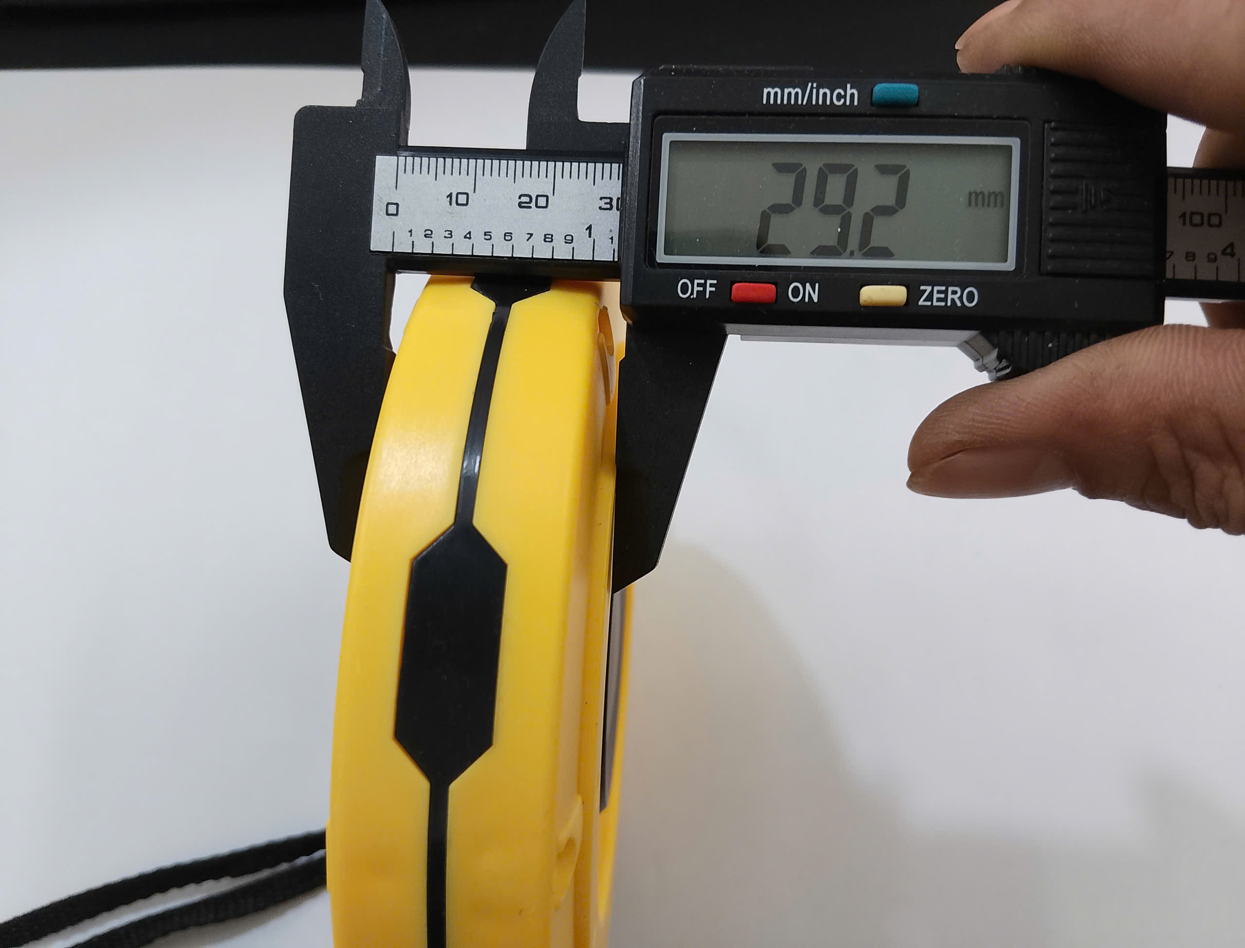 Hình ảnh 11 của mặt hàng Thước dây cao cấp 20m LS