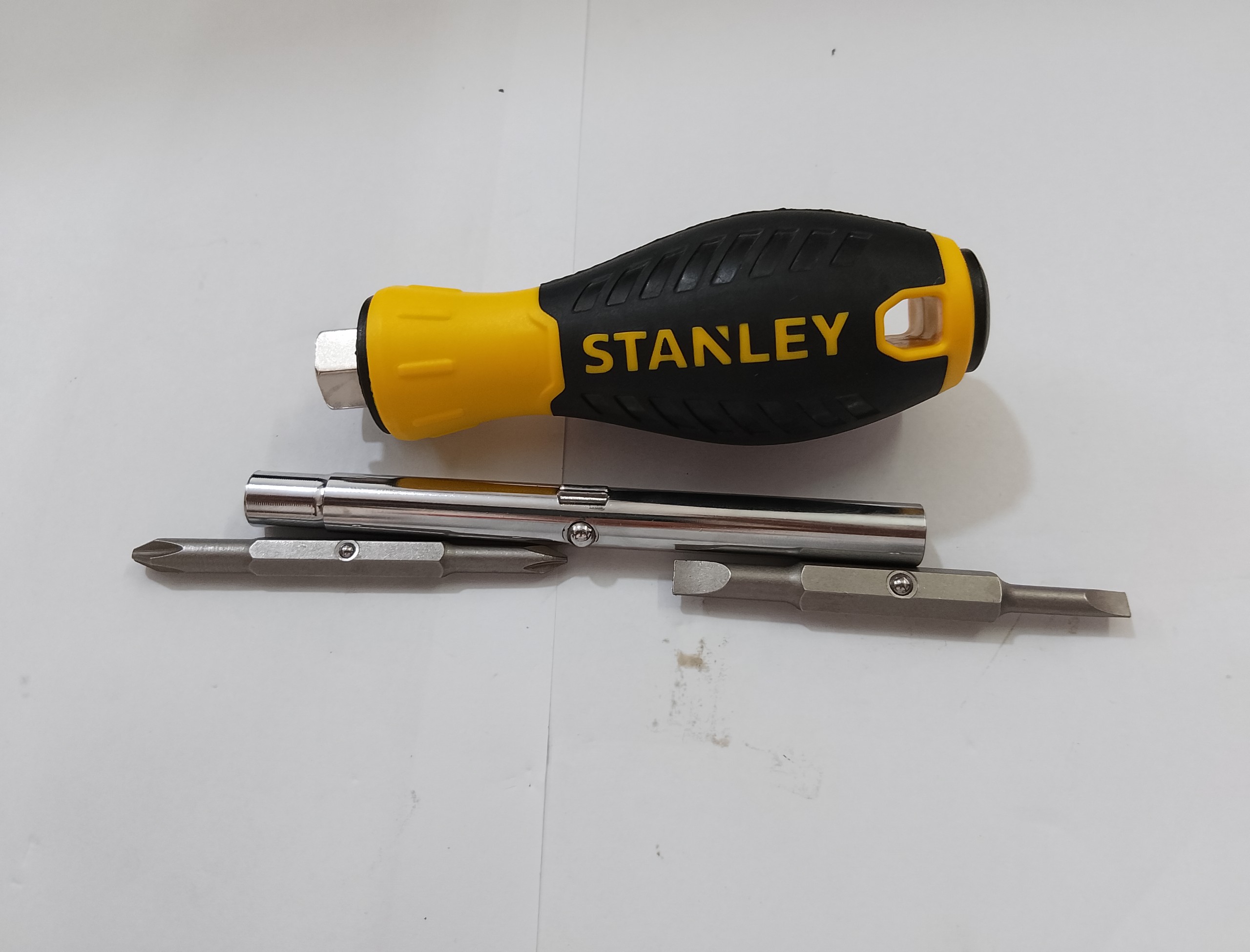 Hình ảnh 16 của mặt hàng Tua vít 6 đầu Stanley STHT68012-8