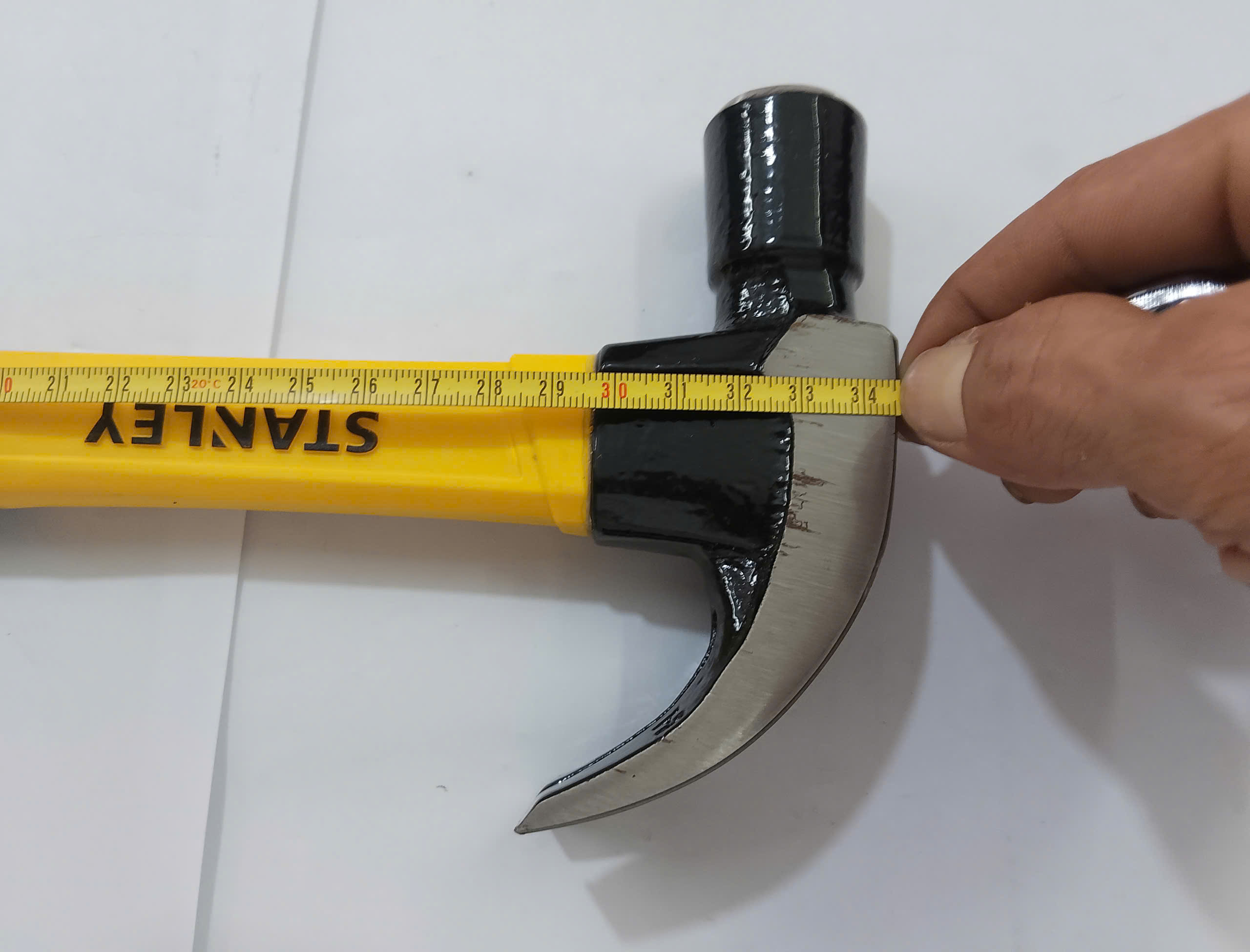 Hình ảnh 9 của mặt hàng Búa 16oz cán sợi thủy tinh Stanley STHT51391