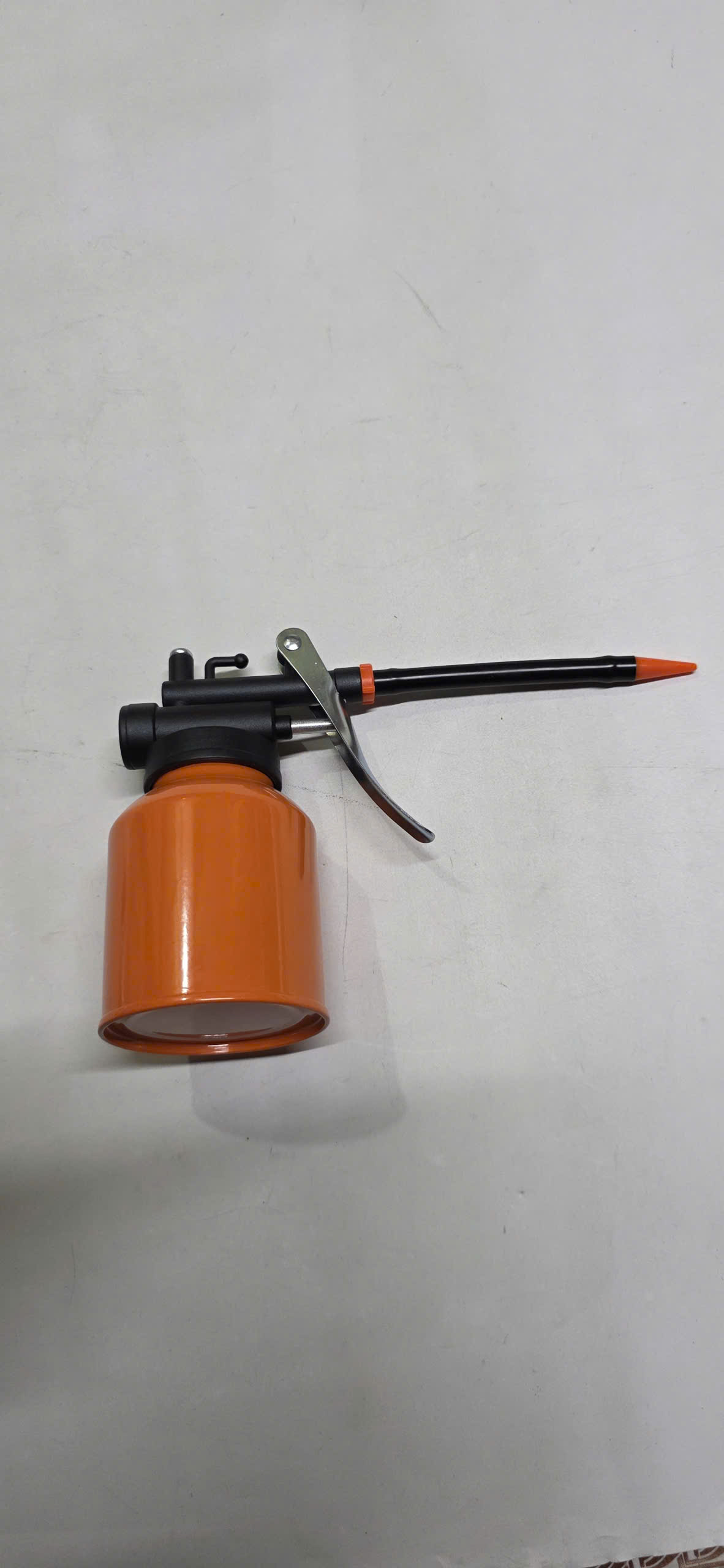 Hình ảnh 4 của mặt hàng BÌNH NHỚT SẮT ỐNG DẺO K-1051