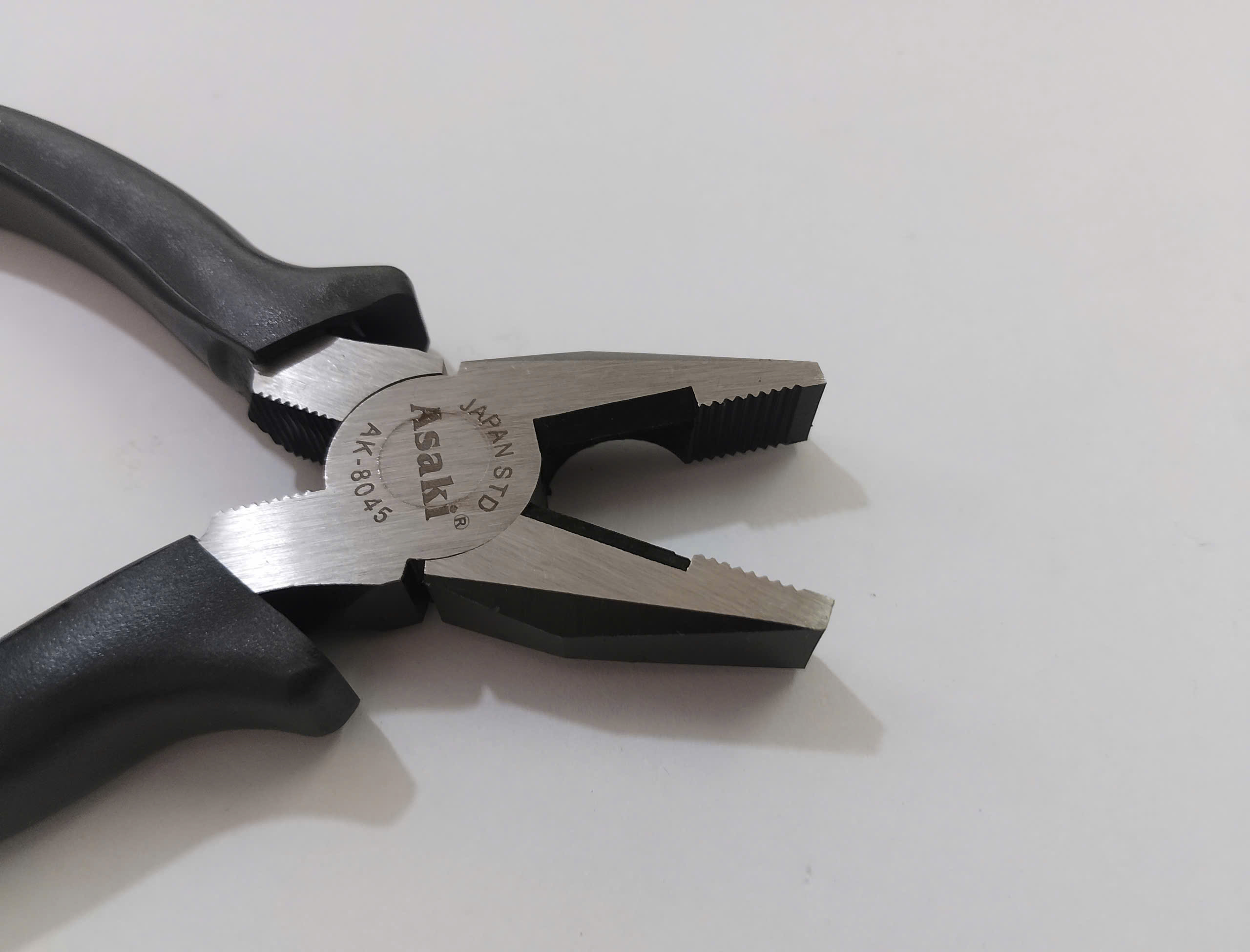 Hình ảnh 21 của mặt hàng Kềm răng cán đen kiểu Mỹ 6”/150mm Asaki AK-8045