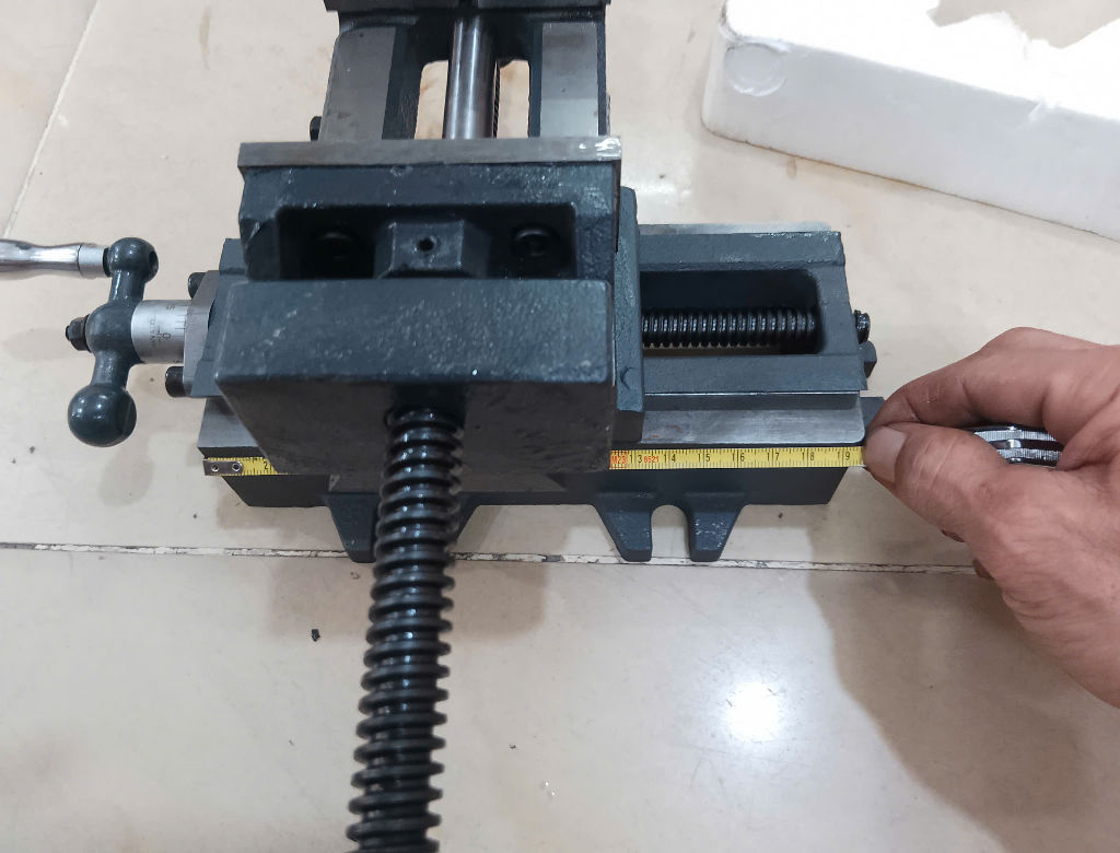 Hình ảnh 22 của mặt hàng Ê tô bàn phay chữ thập   H = 12.5cm - Max = 7cm 3”/75mm Asaki AK-7030
