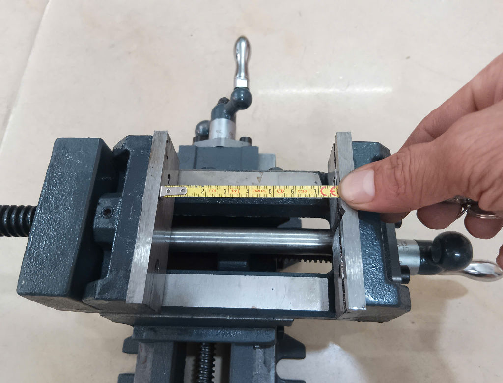 Hình ảnh 26 của mặt hàng Ê tô bàn phay chữ thập   H = 12.5cm - Max = 7cm 3”/75mm Asaki AK-7030
