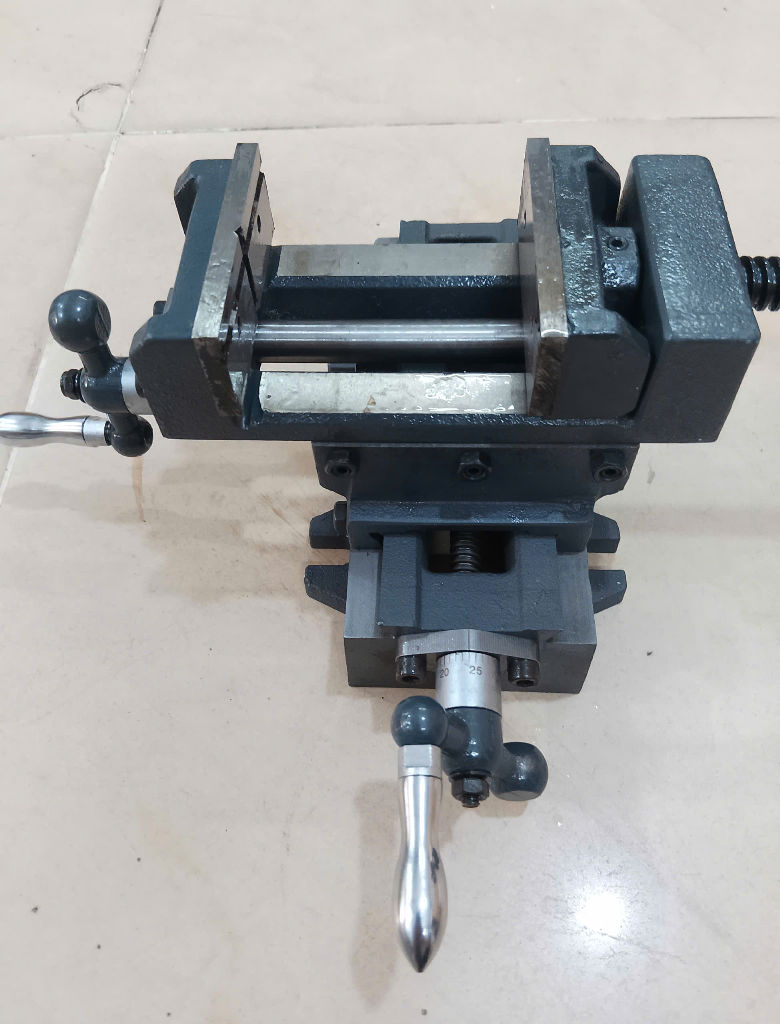 Hình ảnh 16 của mặt hàng Ê tô bàn phay chữ thập   H = 12.5cm - Max = 7cm 3”/75mm Asaki AK-7030