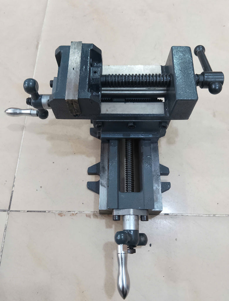 Hình ảnh 21 của mặt hàng Ê tô bàn phay chữ thập   H = 12.5cm - Max = 7cm 3”/75mm Asaki AK-7030