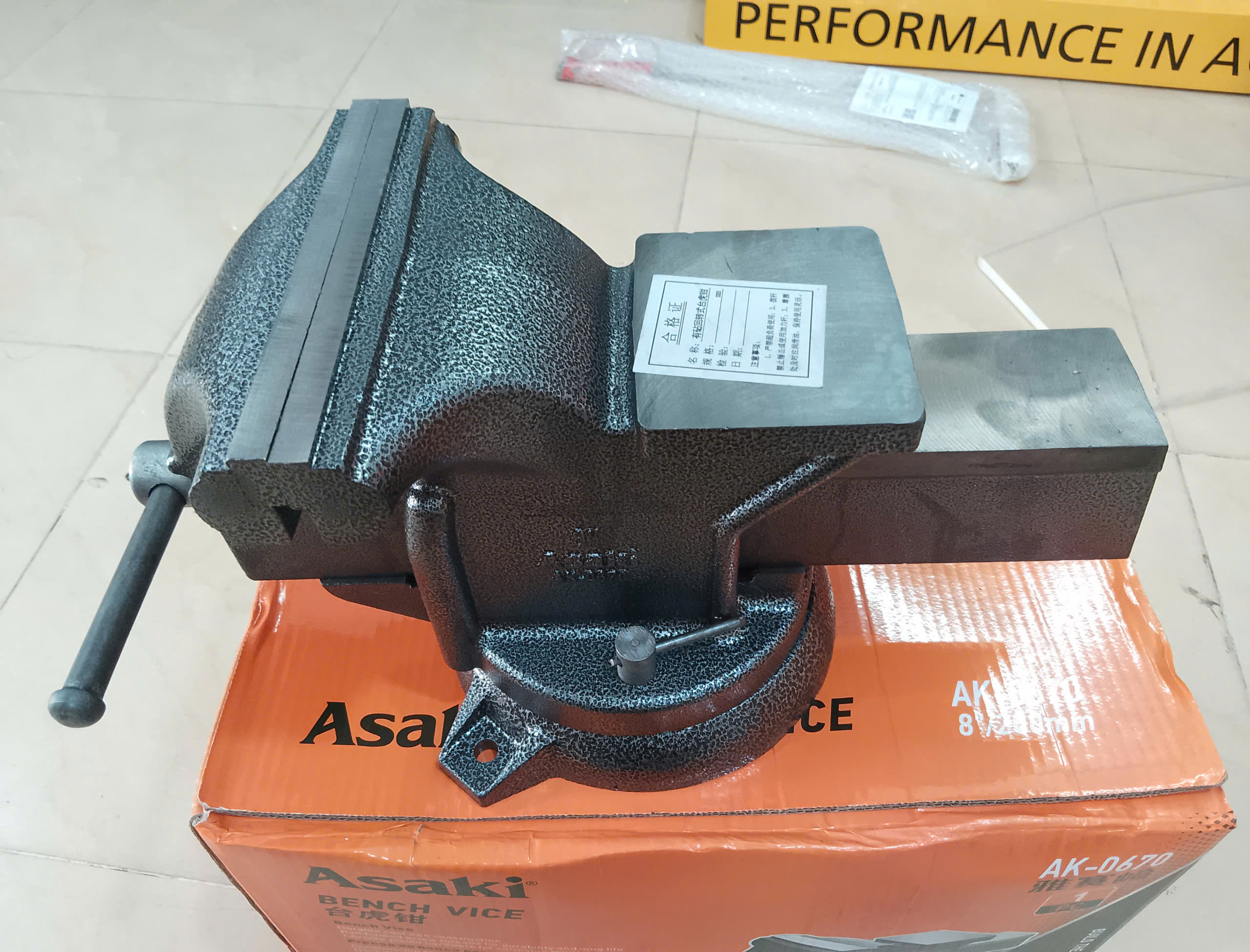 Hình ảnh 23 của mặt hàng Ê tô bàn nguội 8''/200mm ( H = 19cm - Max = 17cm ) Asaki AK-0670