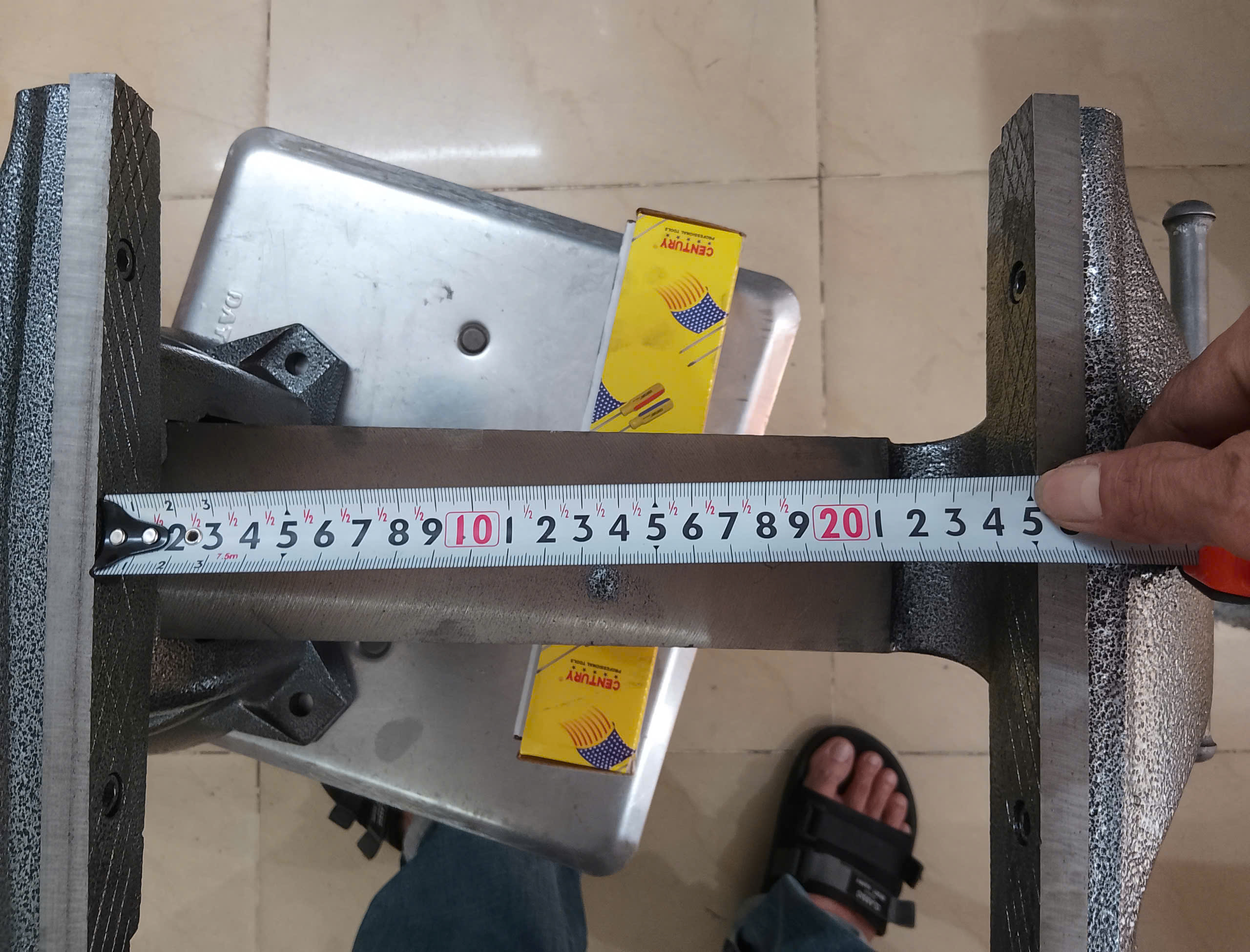 Hình ảnh 19 của mặt hàng Ê tô bàn nguội 10''/250mm ( H = 26cm - Max = 26cm ) Asaki AK-0671