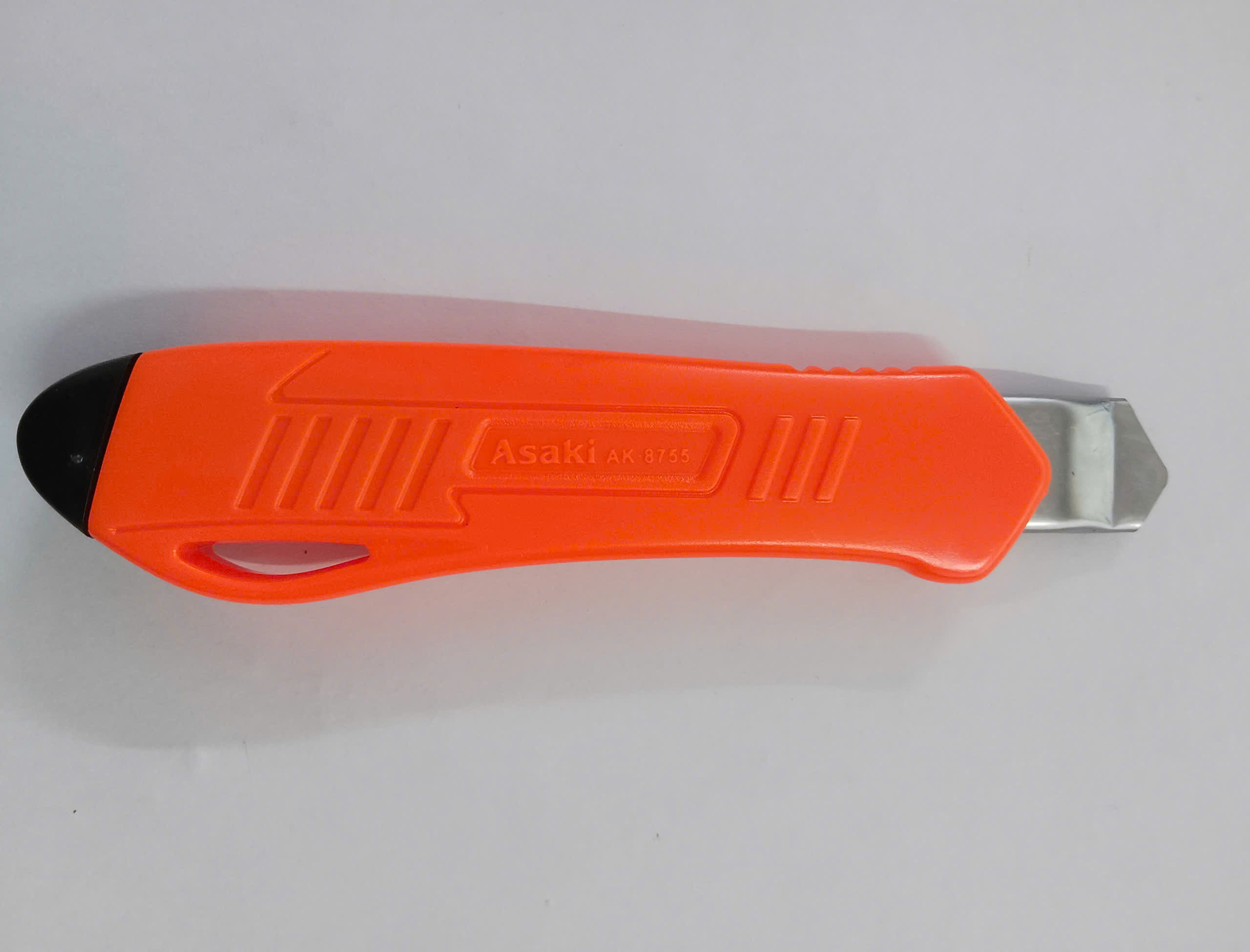 Hình ảnh 4 của mặt hàng Dao rọc giấy bảng lớn SK4 – 3 lưỡi Asaki AK-8755