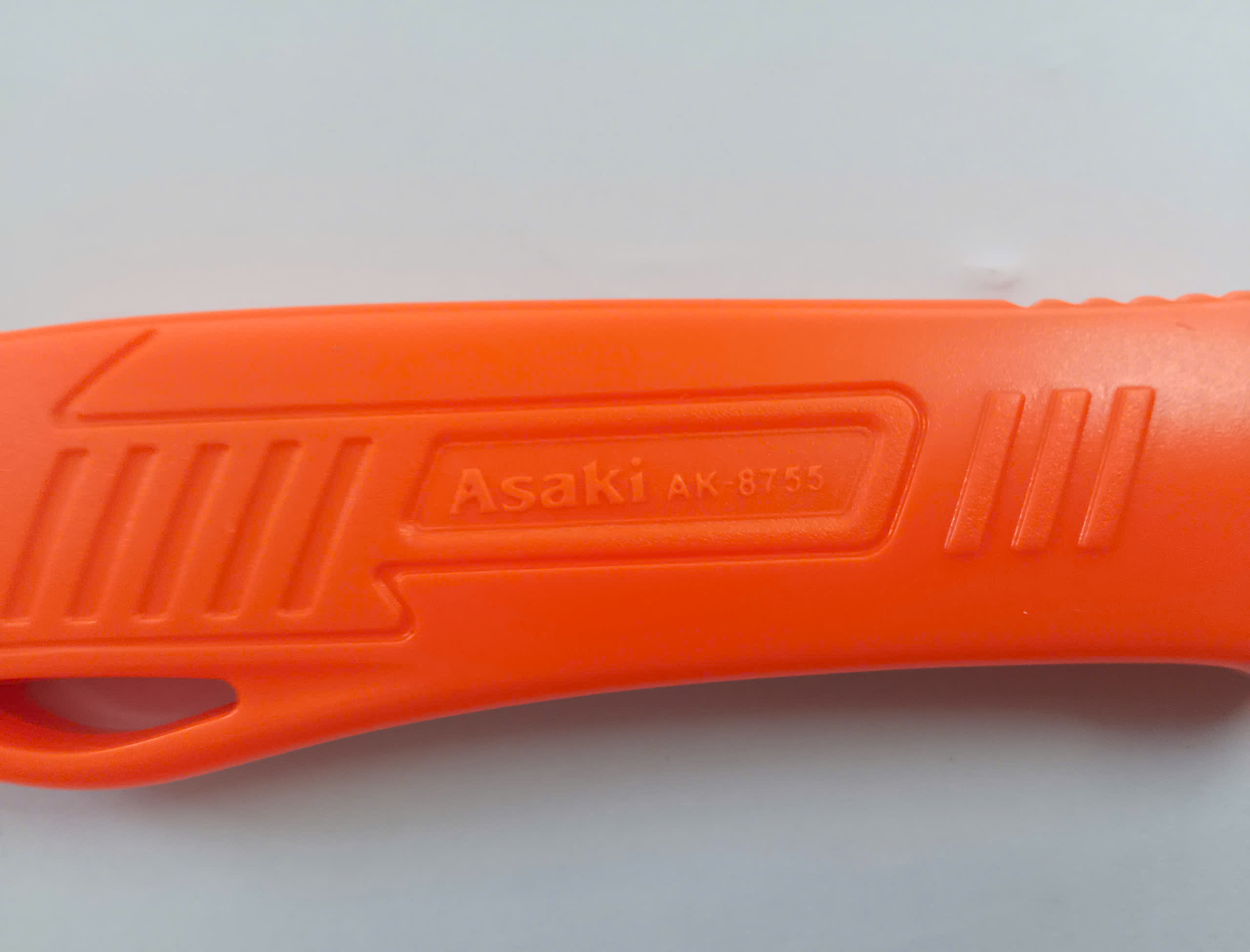 Hình ảnh 5 của mặt hàng Dao rọc giấy bảng lớn SK4 – 3 lưỡi Asaki AK-8755