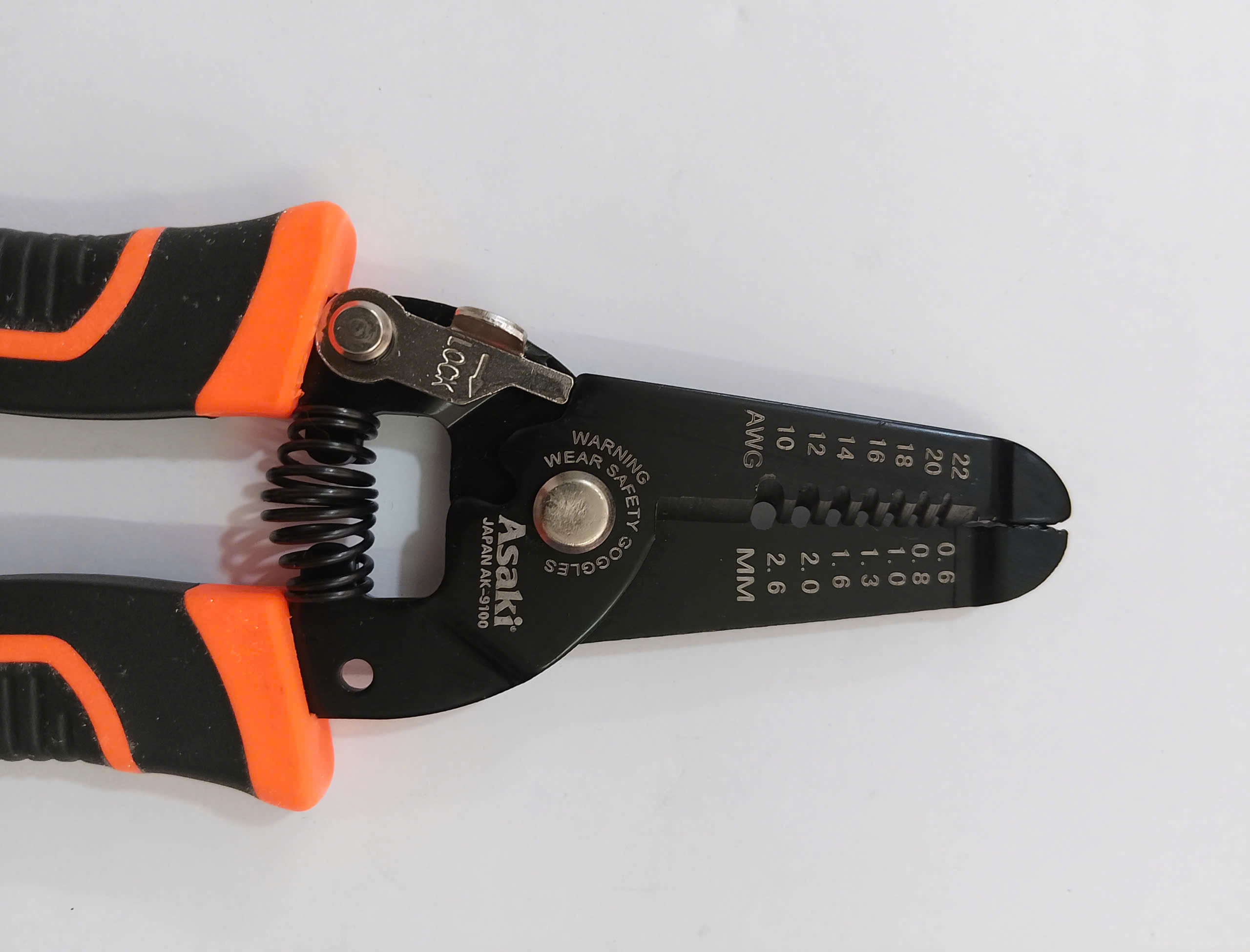 Hình ảnh 15 của mặt hàng Kềm tuốt dây điện cao cấp 6″/150mm Asaki AK-9100