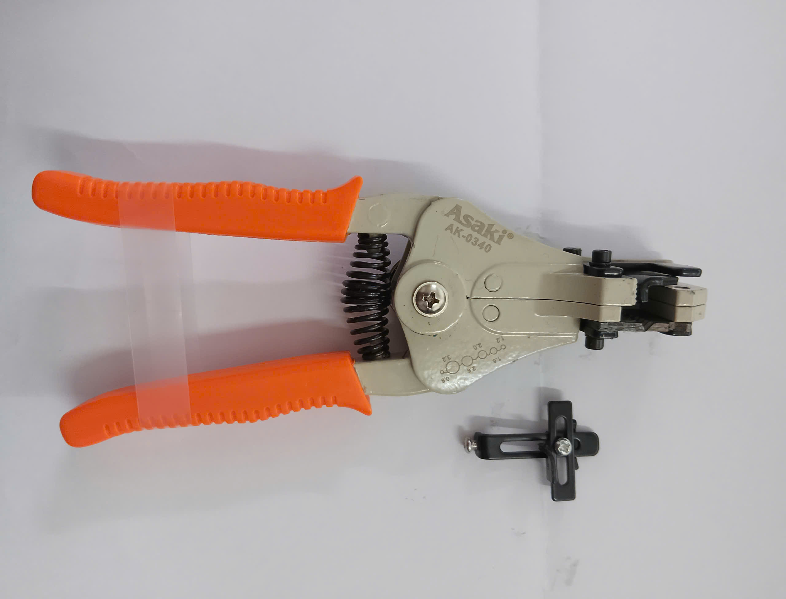 Hình ảnh 11 của mặt hàng Kềm tuốt dây điện tự động 7″/175mm Asaki AK-0340