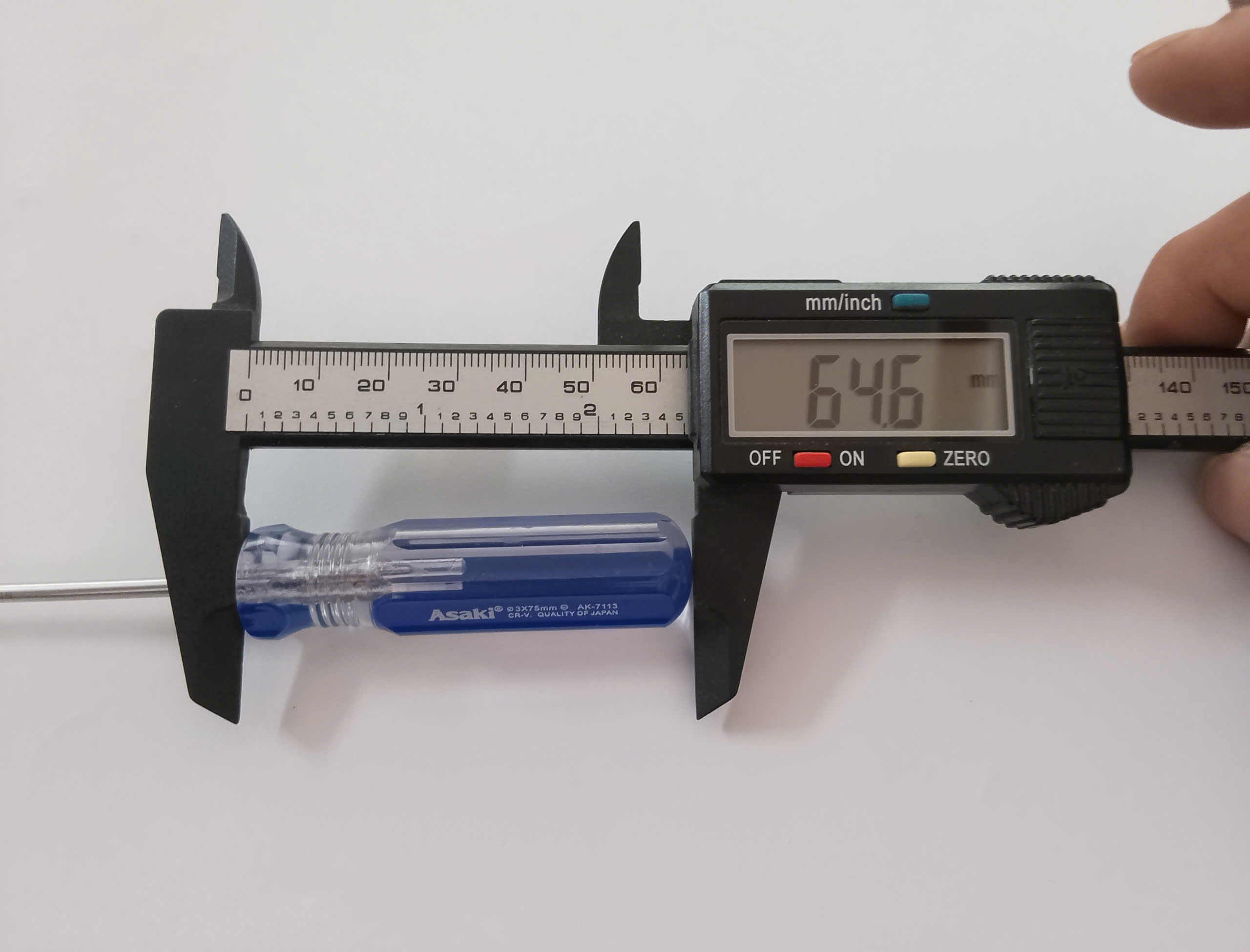 Hình ảnh 12 của mặt hàng Tua vít thép cán nhựa trong 3 x 75mm (+) Asaki AK-7112