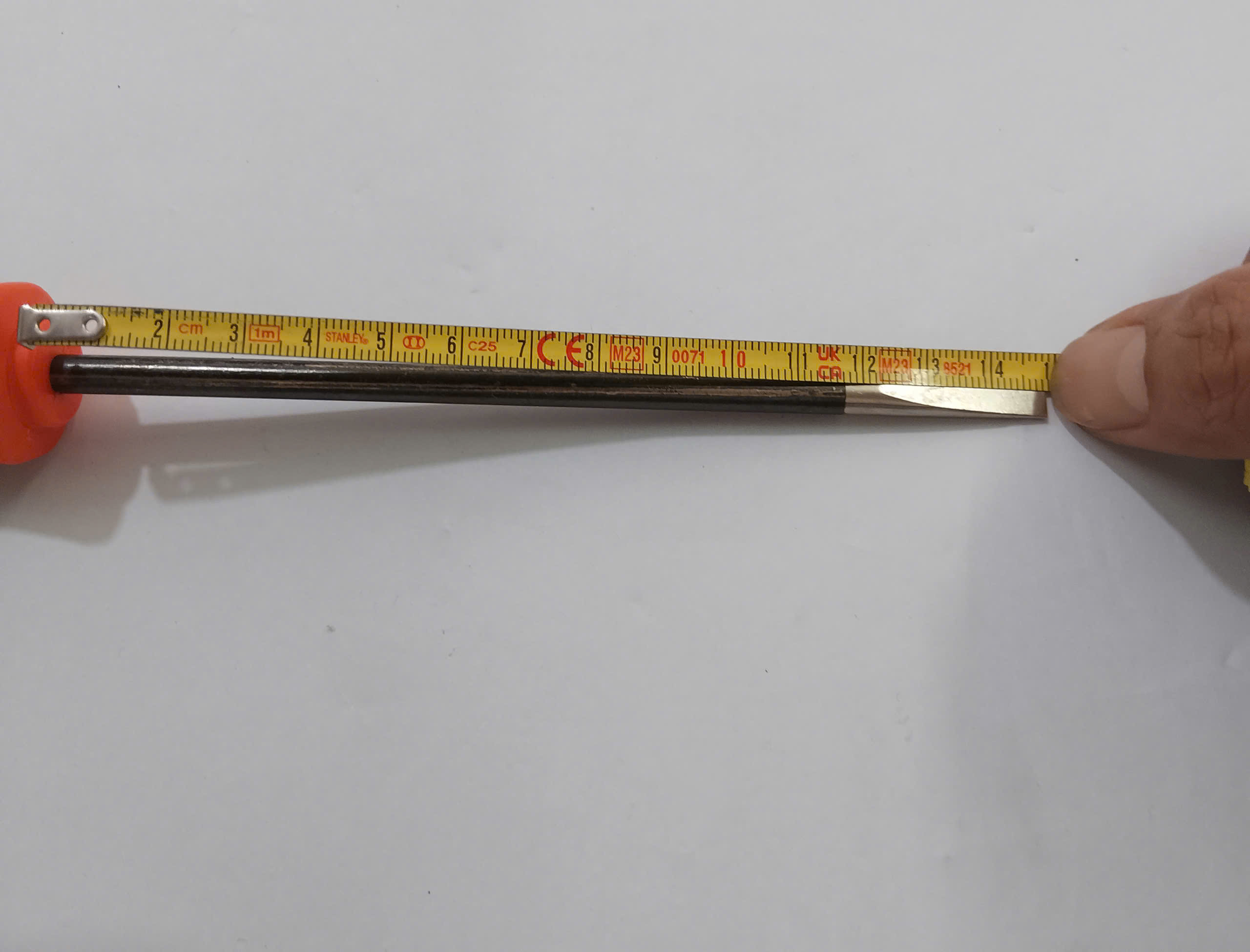 Hình ảnh 15 của mặt hàng Tua vít thép cán cao su chấm bi 6 x 150mm (-) Asaki AK-6330
