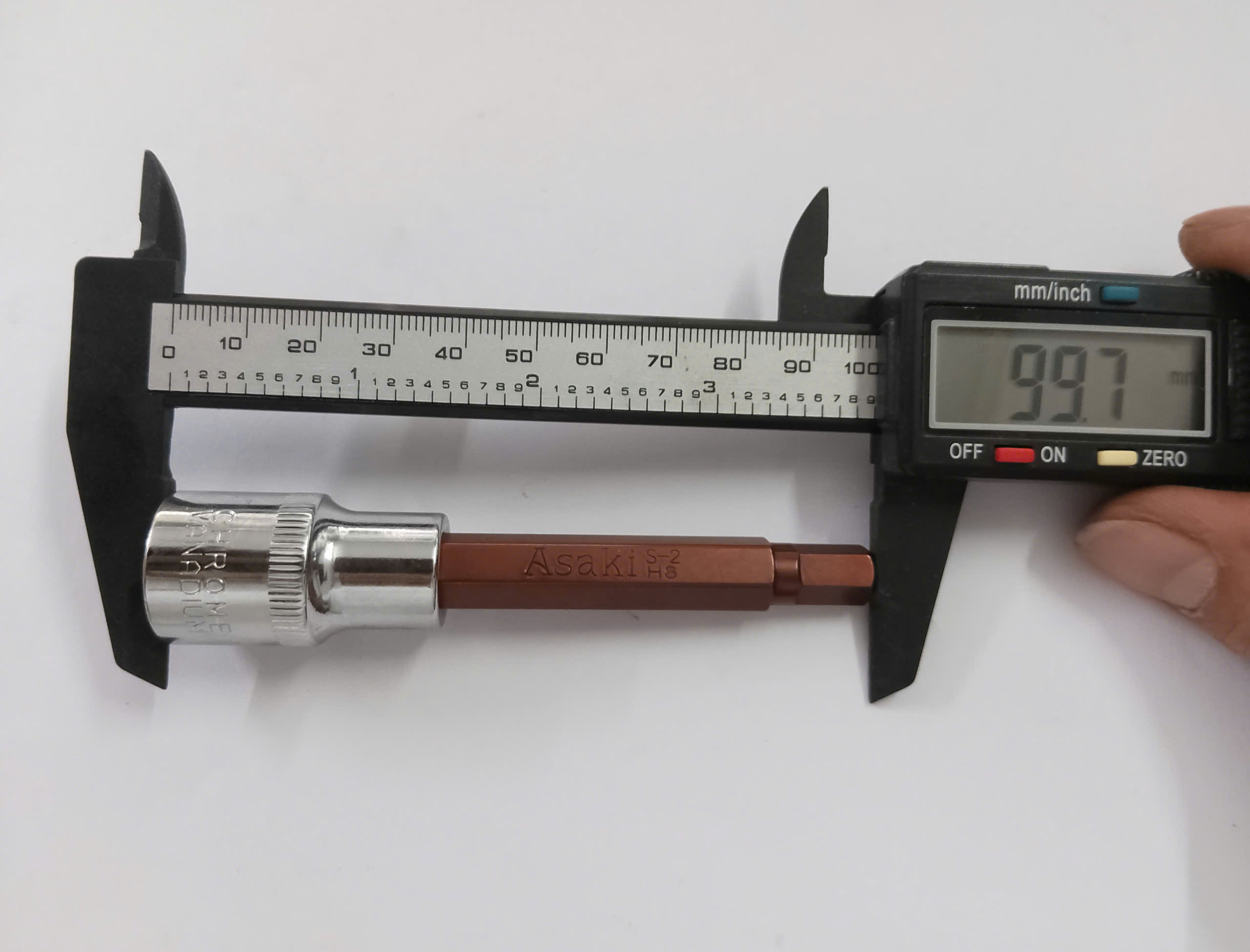 Hình ảnh 17 của mặt hàng Đầu tuýp gắn mũi lục giác dài (thép hợp kim cao cấp S2) H8 x 100mm Asaki AK-7229