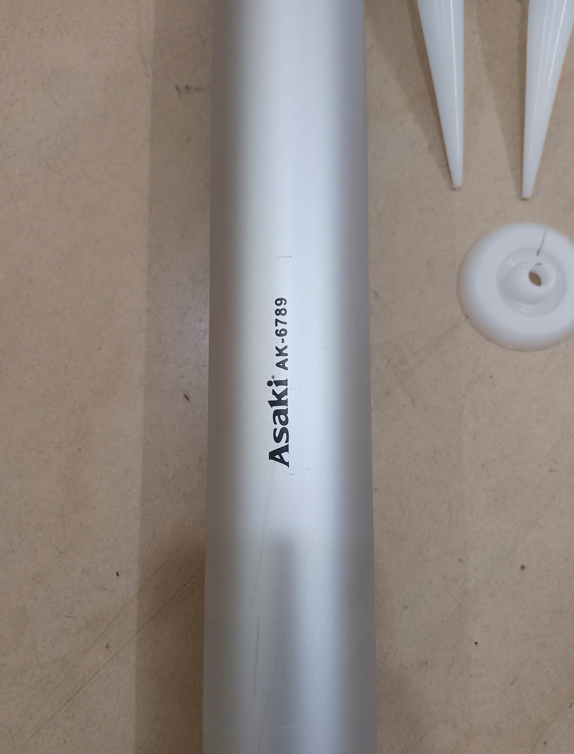 Hình ảnh 9 của mặt hàng Súng bắn silicon (thân nhôm hợp kim) 15''/375mm Asaki AK-6789