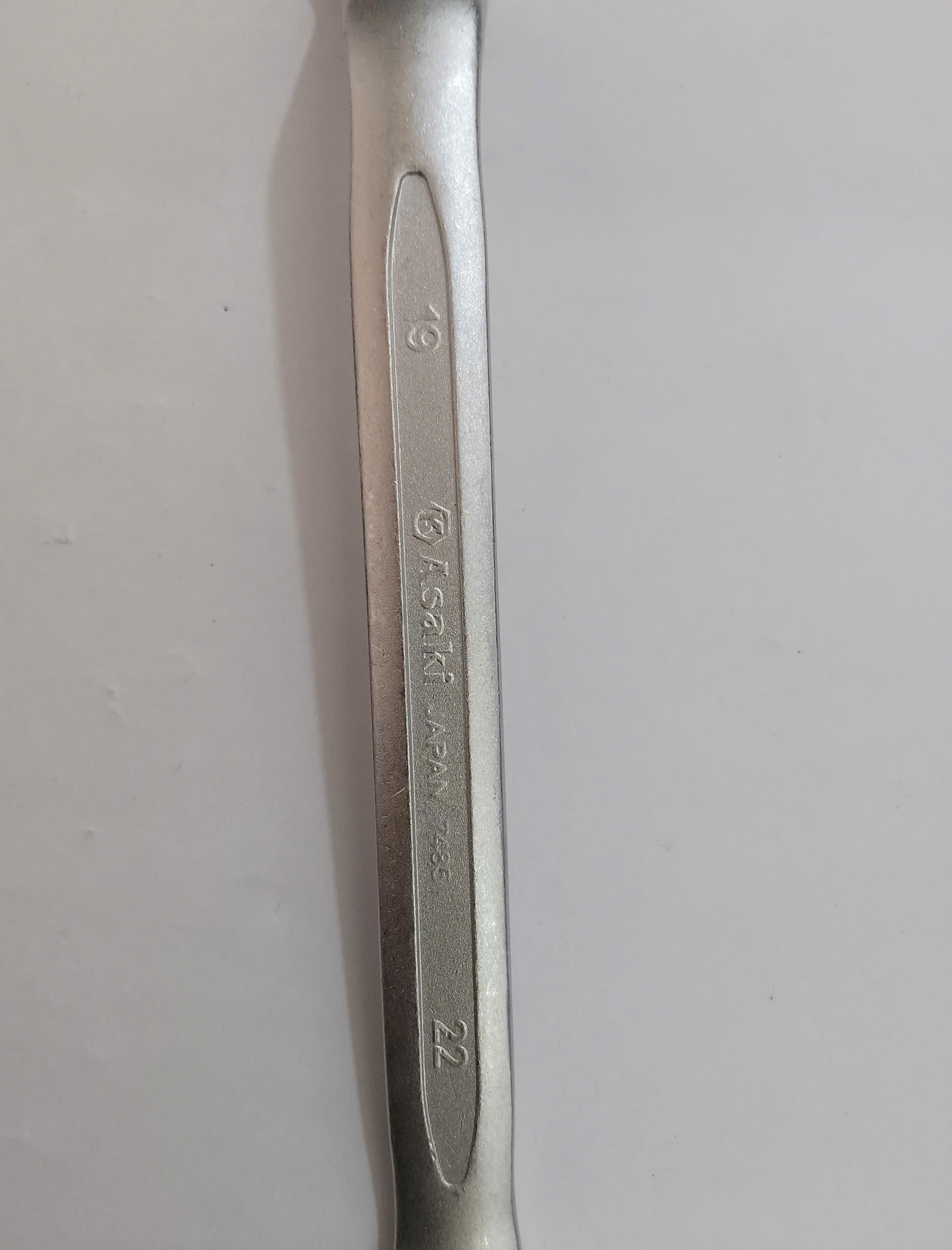 Hình ảnh 12 của mặt hàng Cờ lê 2 đầu vòng (xi mờ) 19mm x 22mm Asaki AK-7485